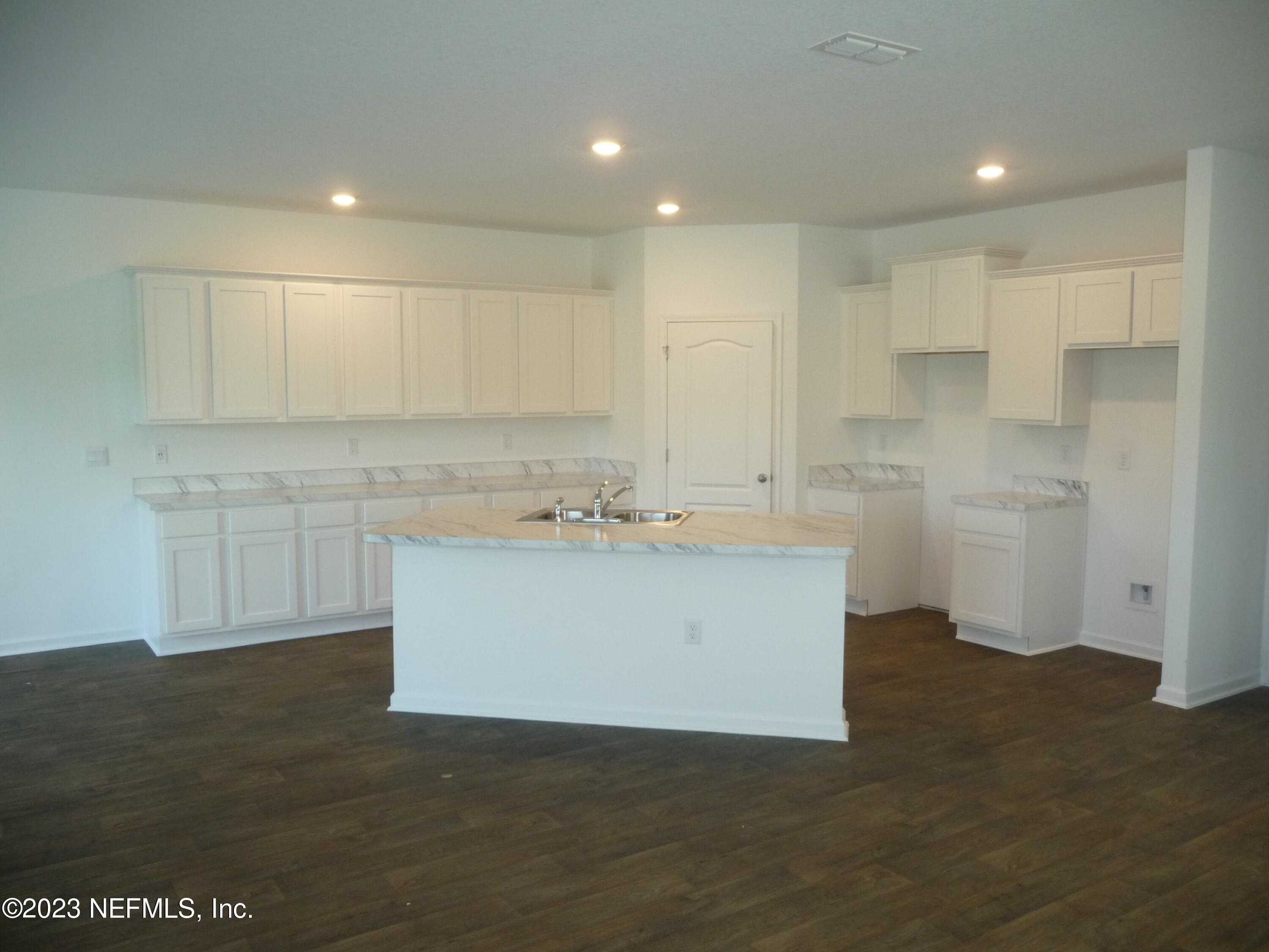 12061 GRAND HERRING Way