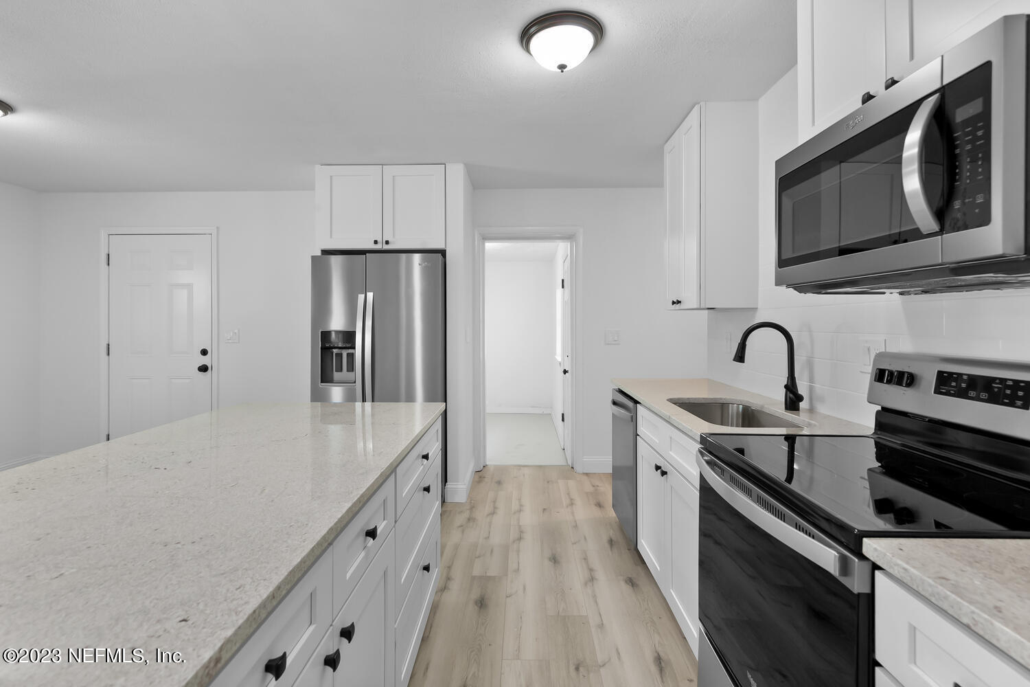 1153 KNOBB HILL Drive