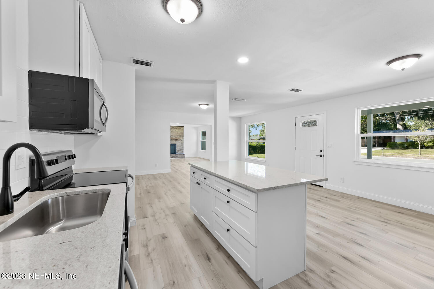 1153 KNOBB HILL Drive