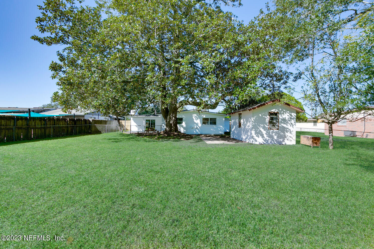 1153 KNOBB HILL Drive