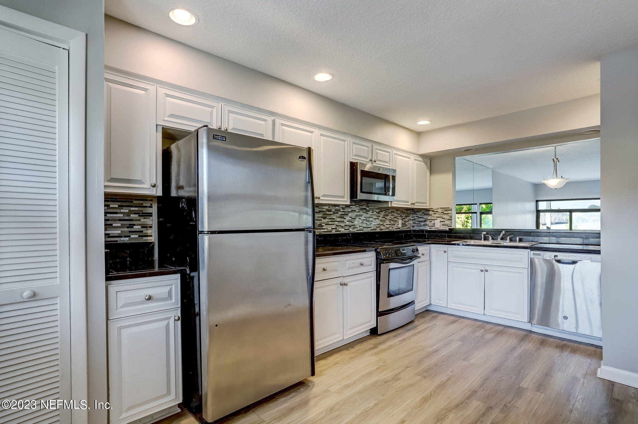 328 SCENIC POINT Lane