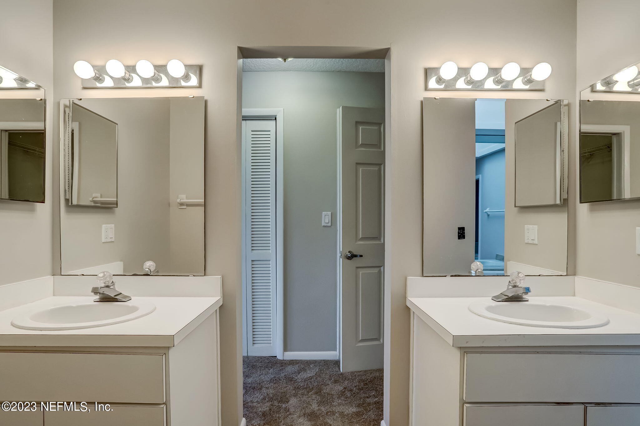 328 SCENIC POINT Lane