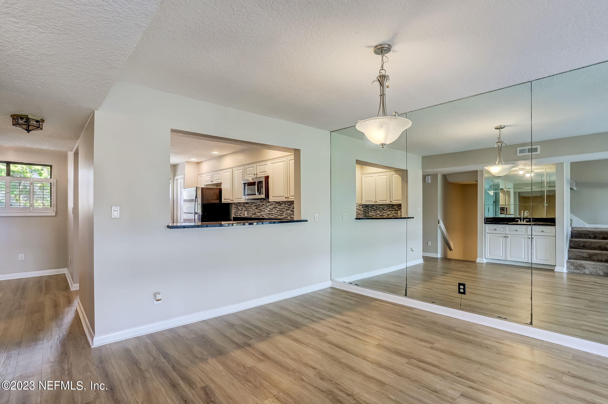 328 SCENIC POINT Lane