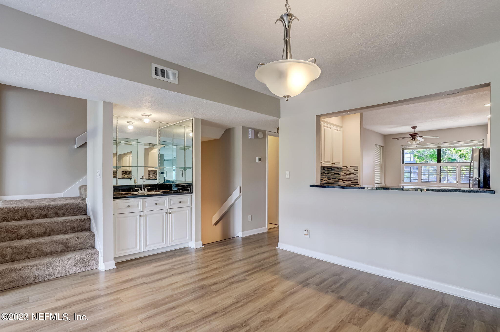 328 SCENIC POINT Lane