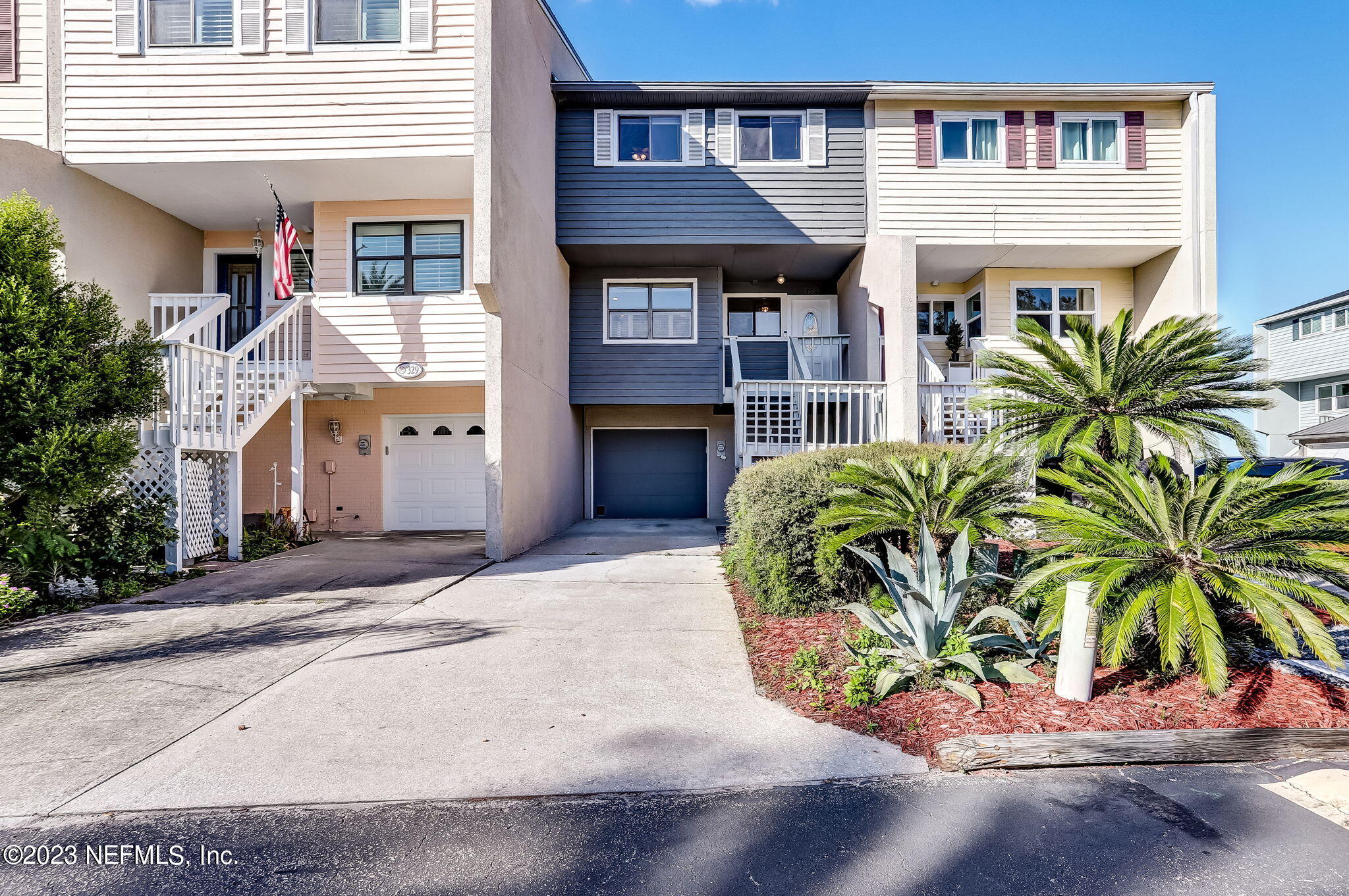 328 SCENIC POINT Lane