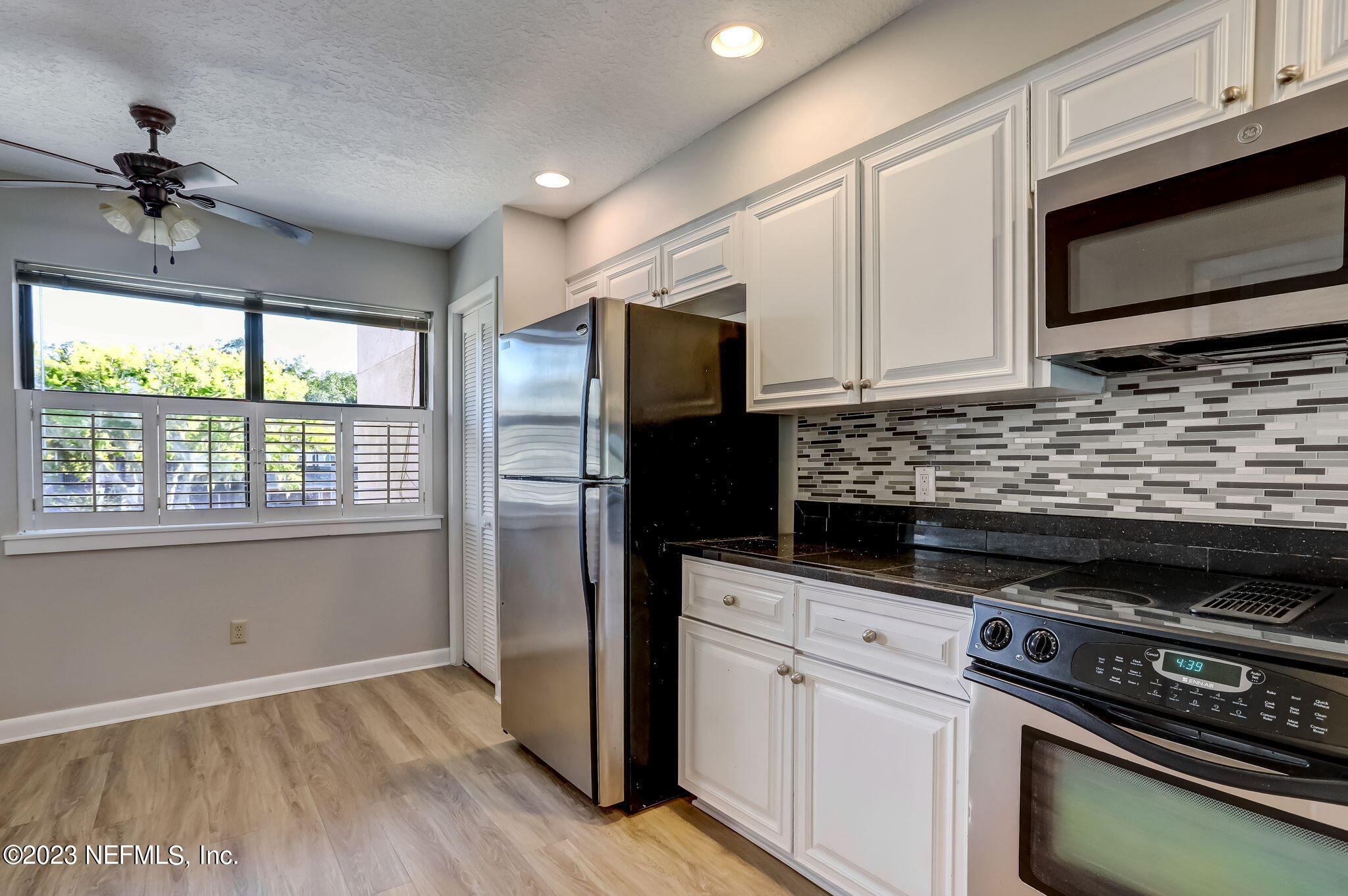 328 SCENIC POINT Lane