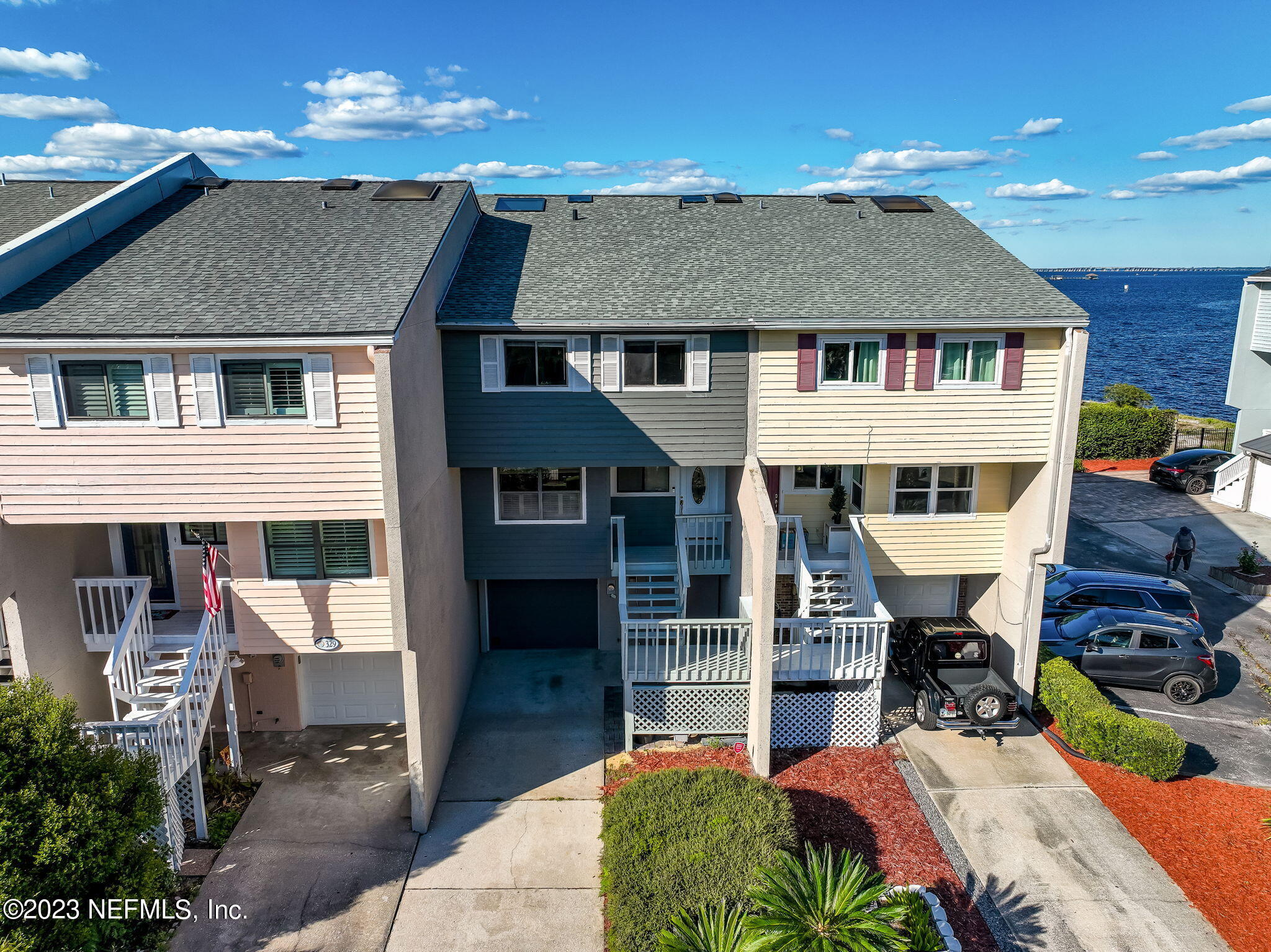 328 SCENIC POINT Lane