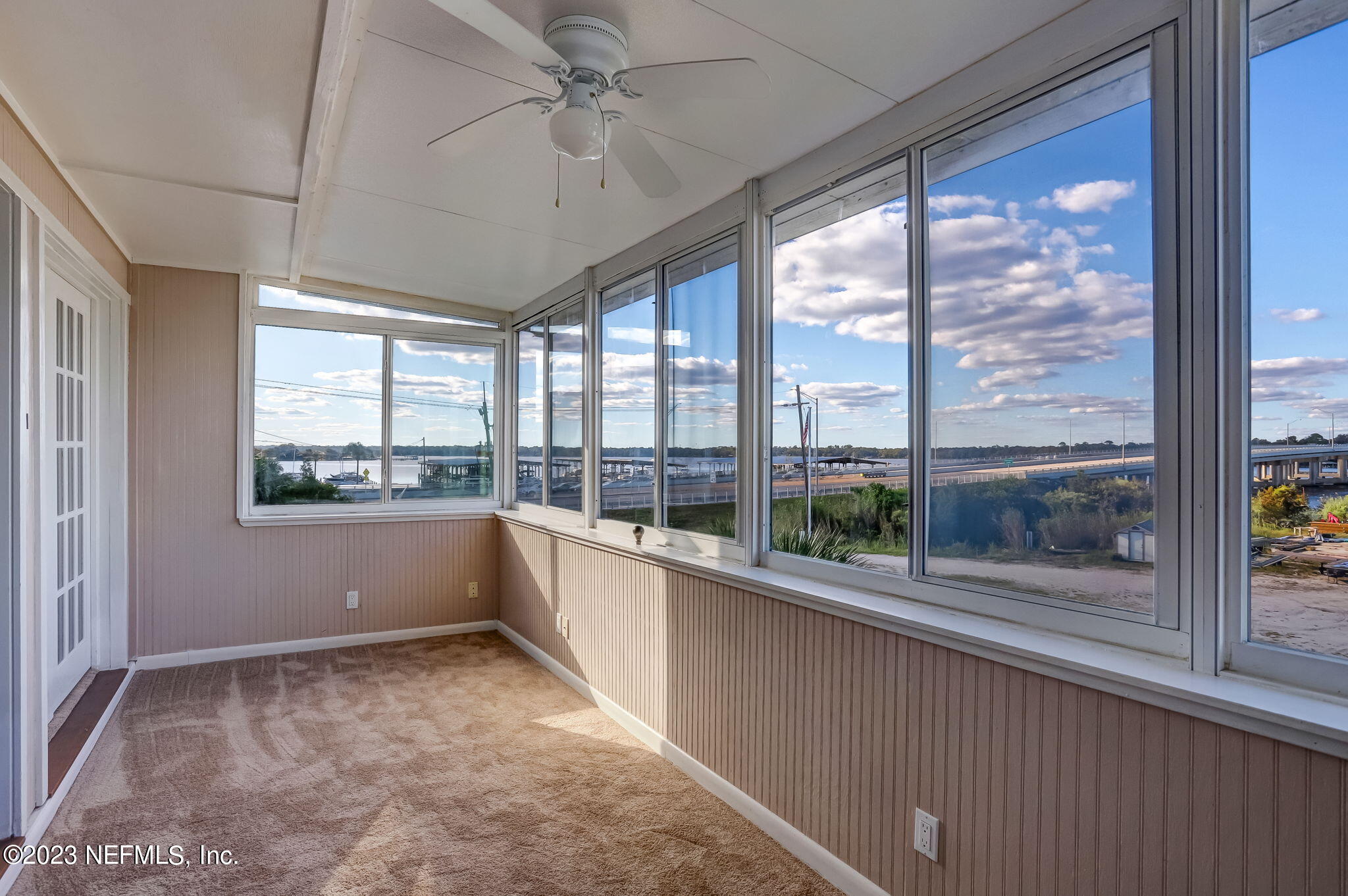 328 SCENIC POINT Lane