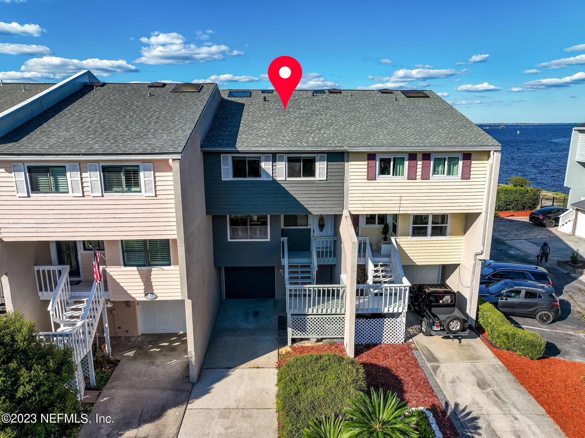 328 SCENIC POINT Lane