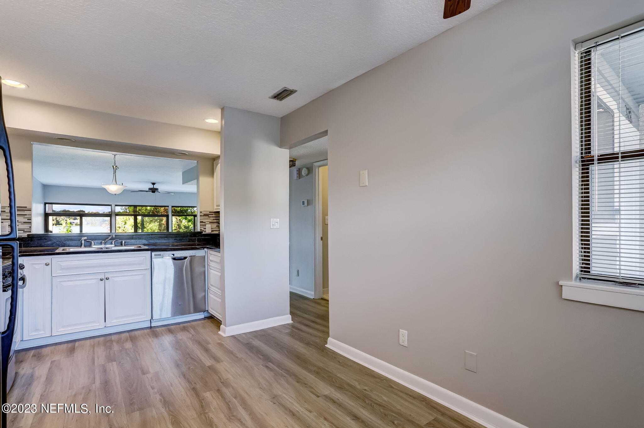 328 SCENIC POINT Lane