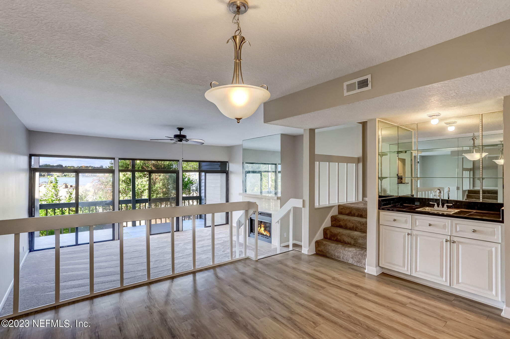 328 SCENIC POINT Lane