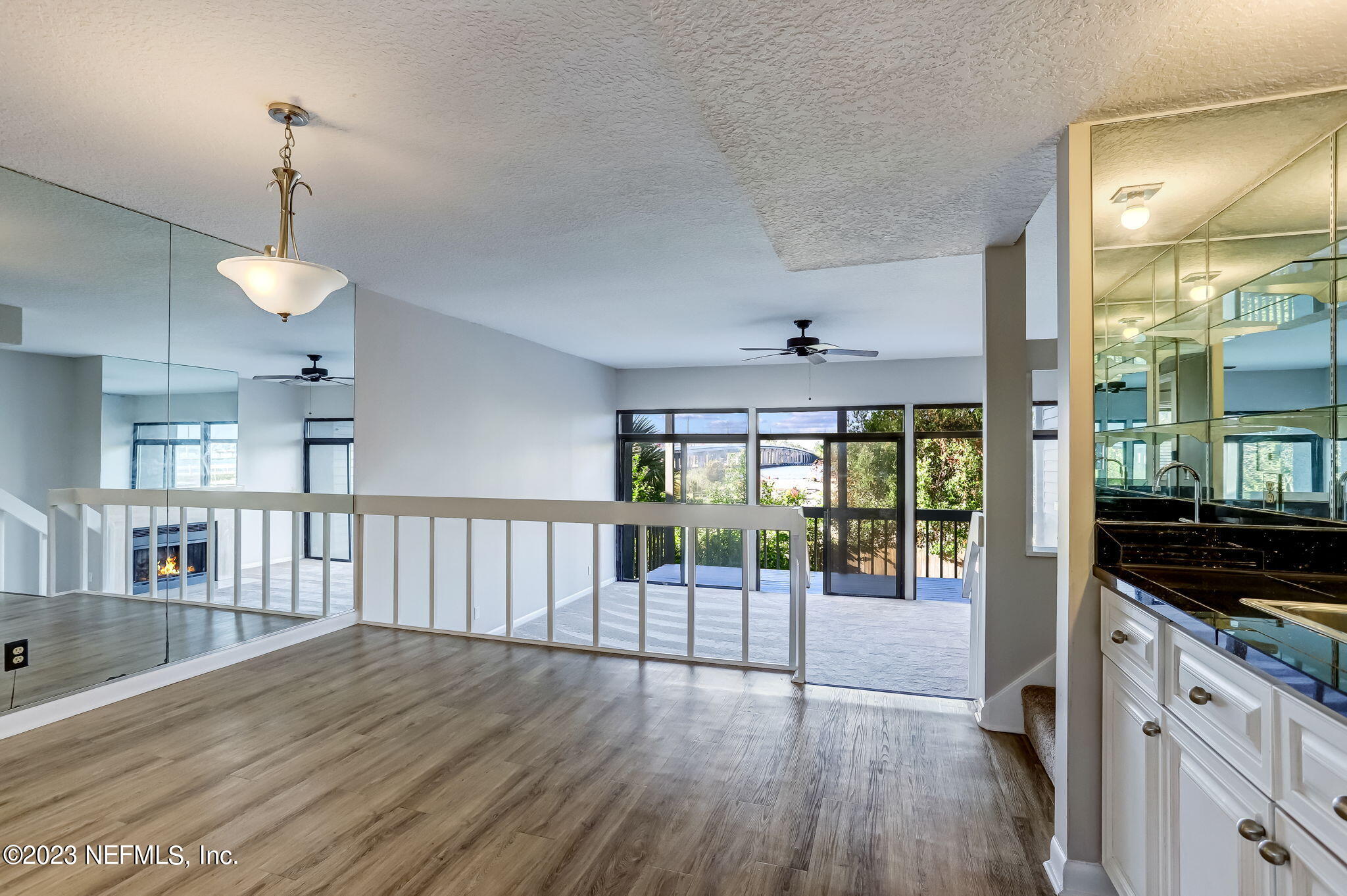 328 SCENIC POINT Lane