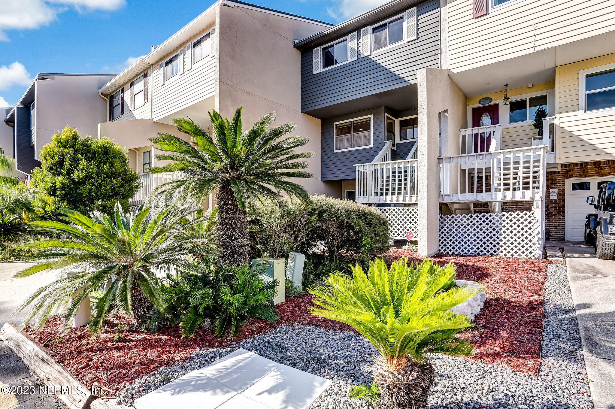 328 SCENIC POINT Lane