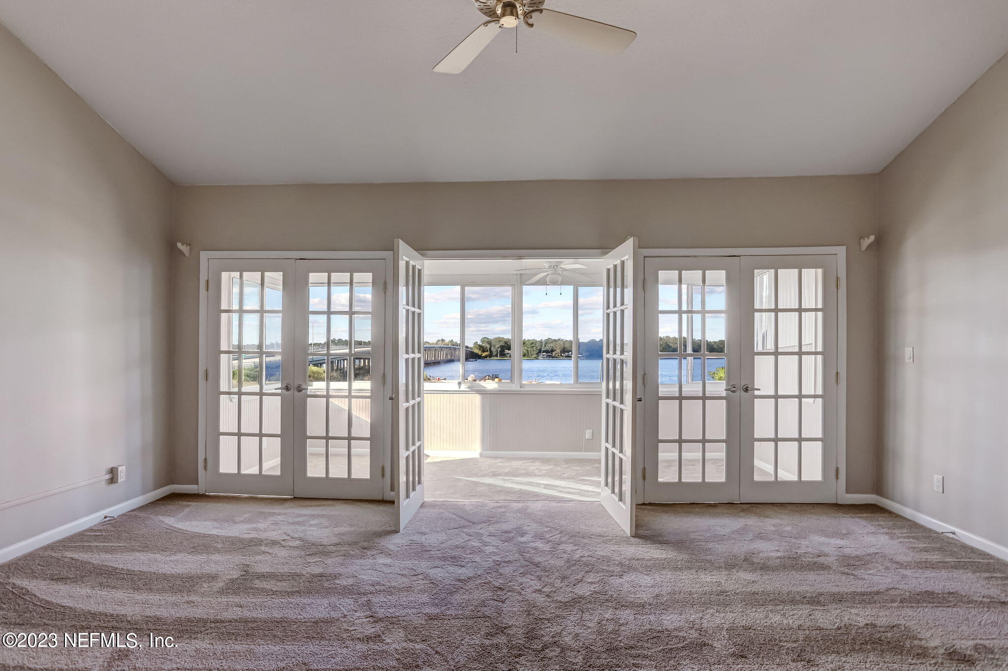 328 SCENIC POINT Lane