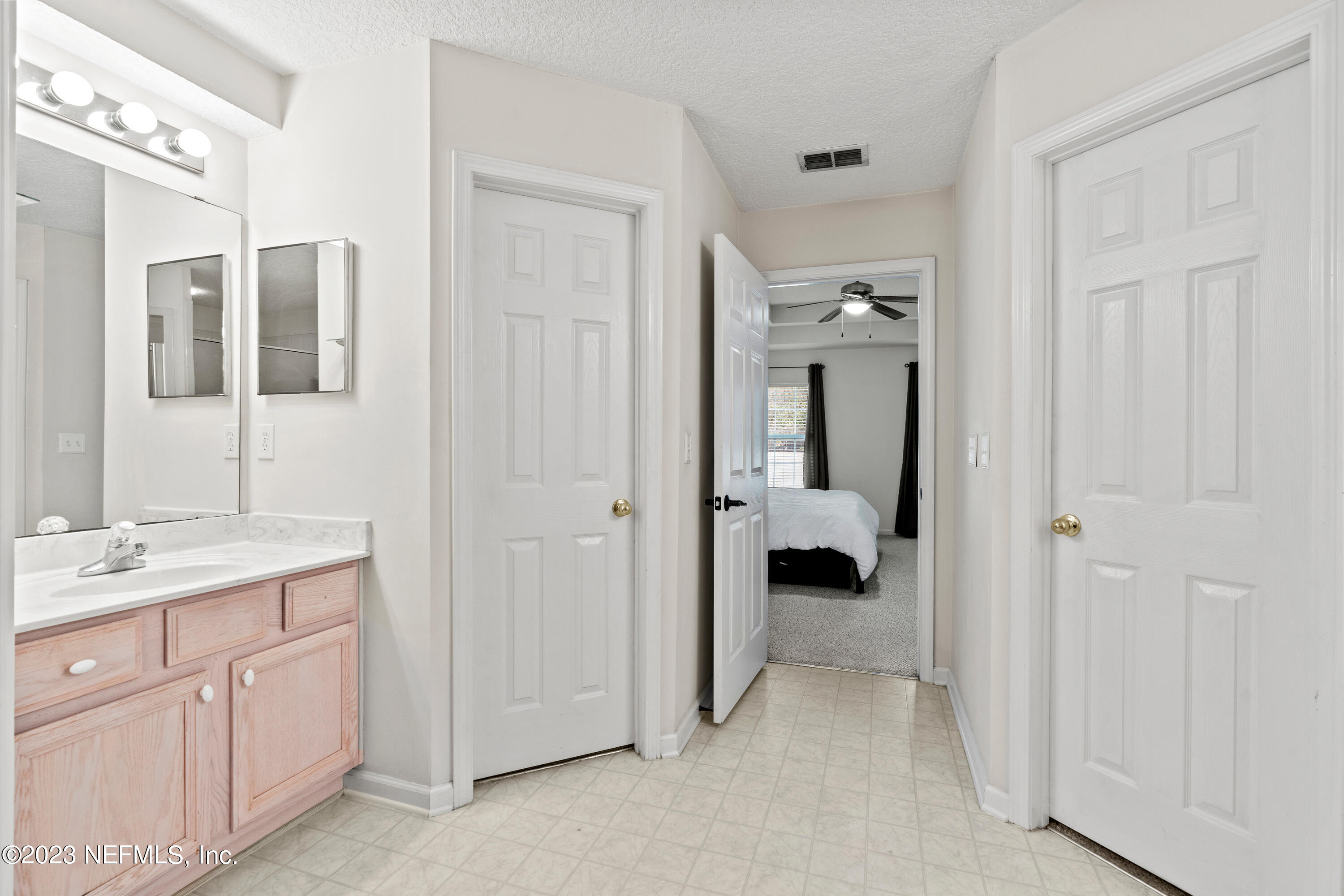 2131 WILLESDON Drive E