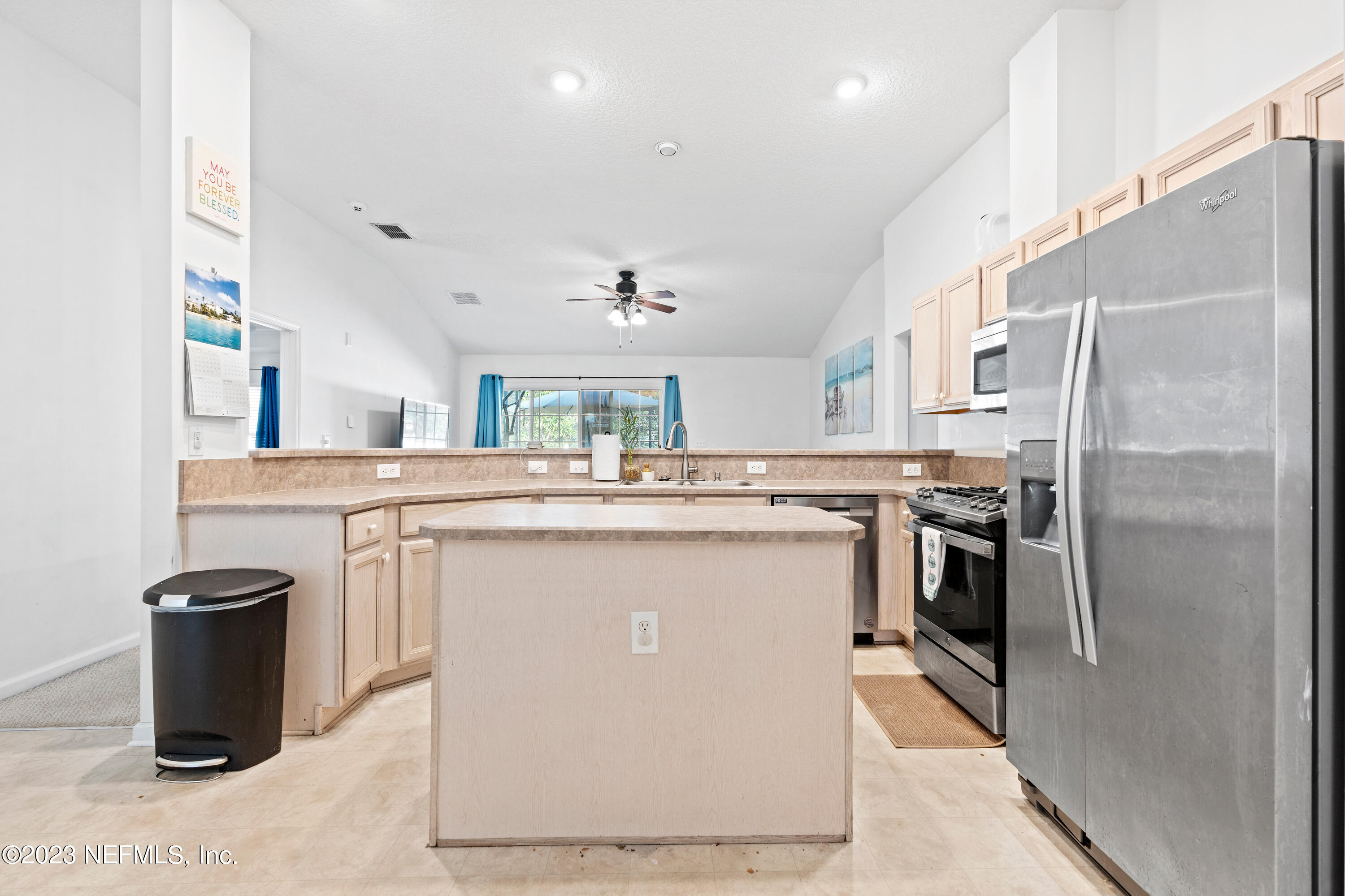 2131 WILLESDON Drive E