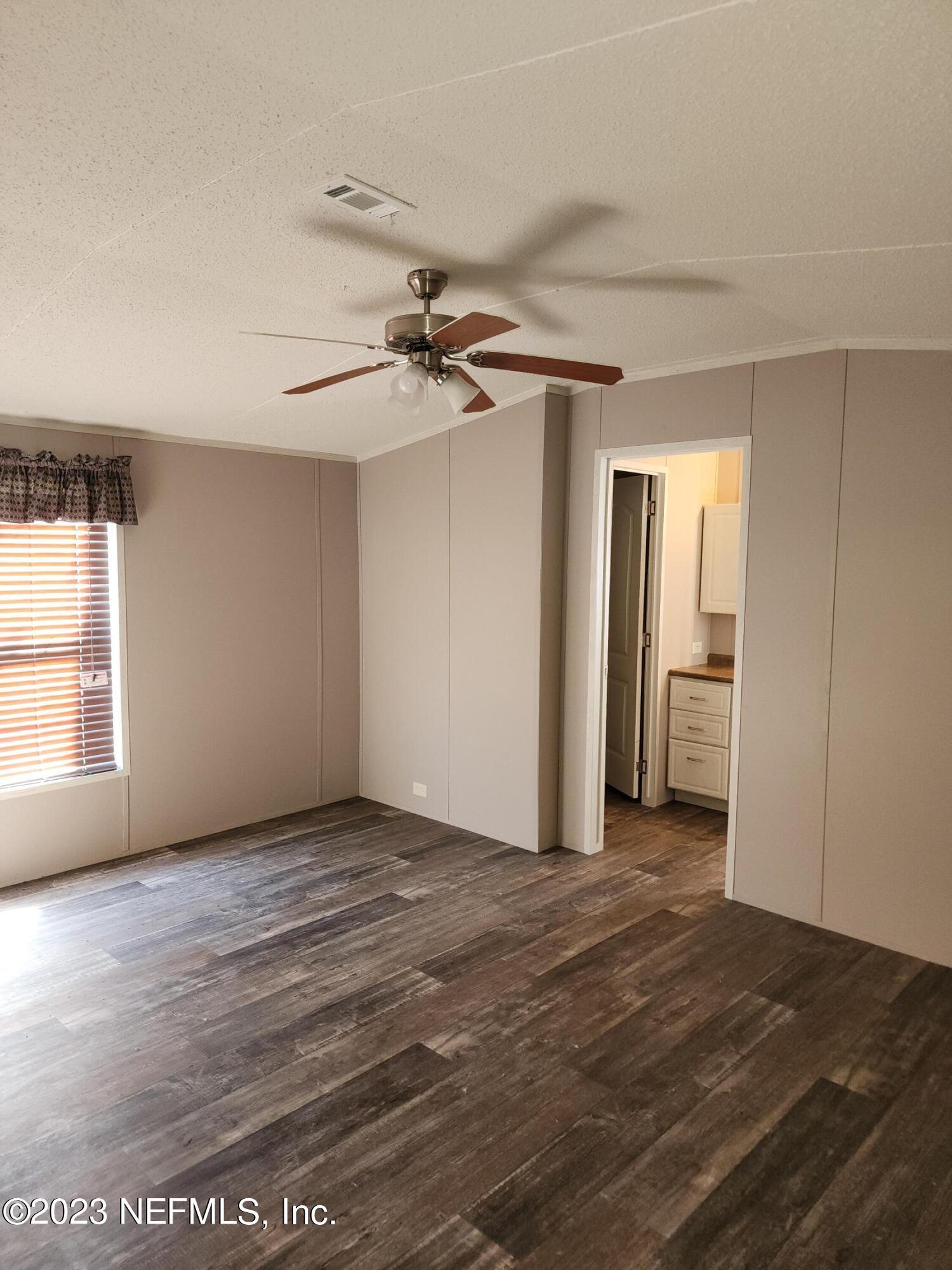 10651 STYCKET Avenue