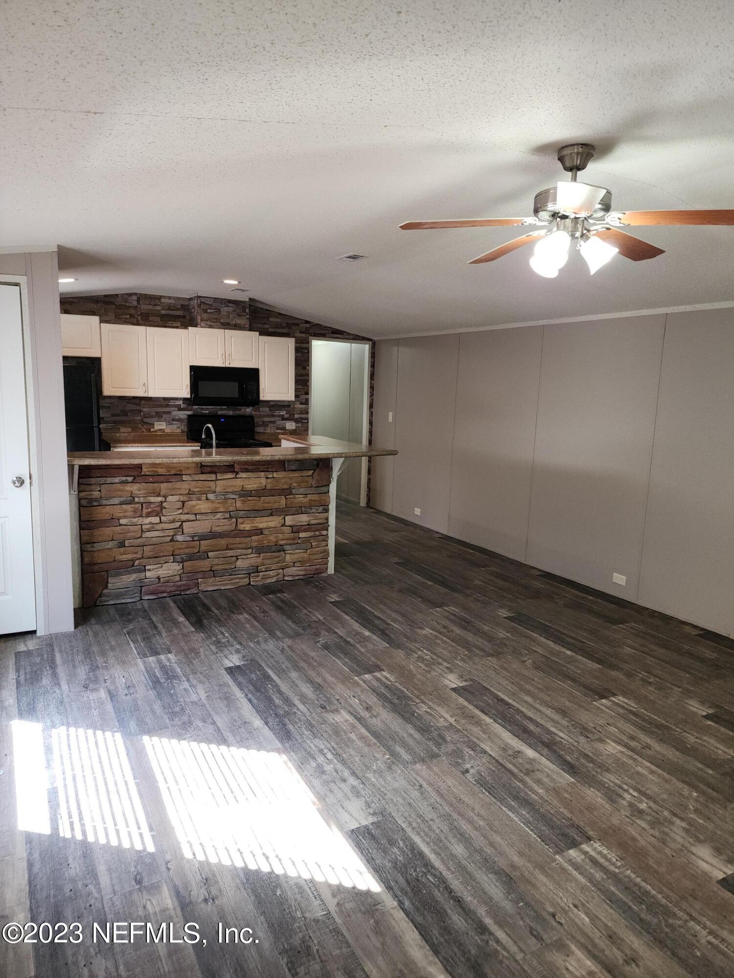 10651 STYCKET Avenue