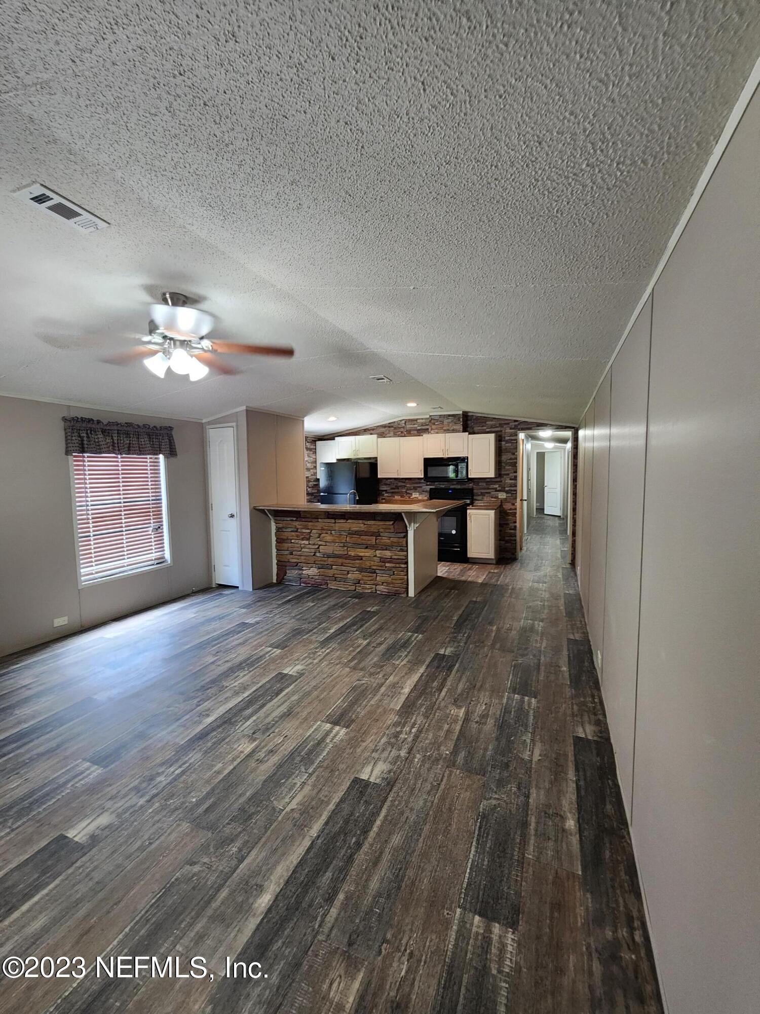 10651 STYCKET Avenue