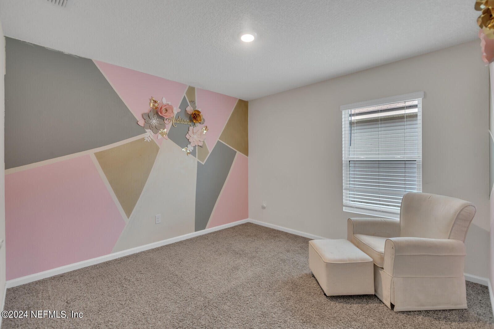 2464 BEACHVIEW Drive