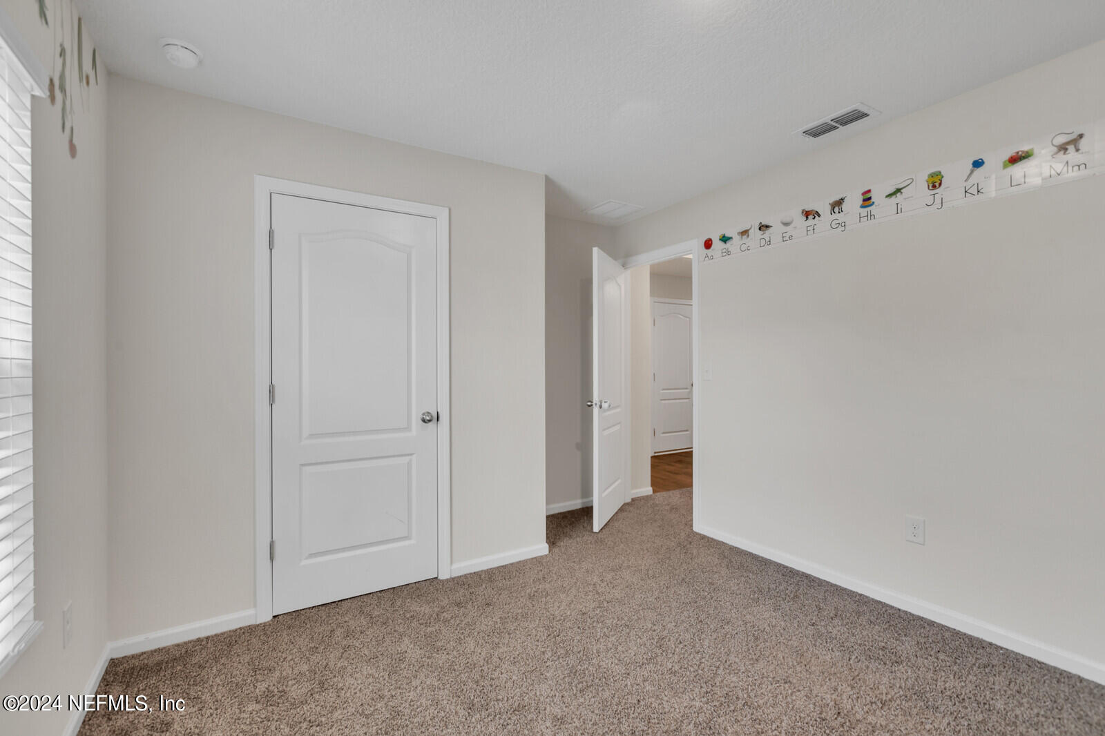 2464 BEACHVIEW Drive