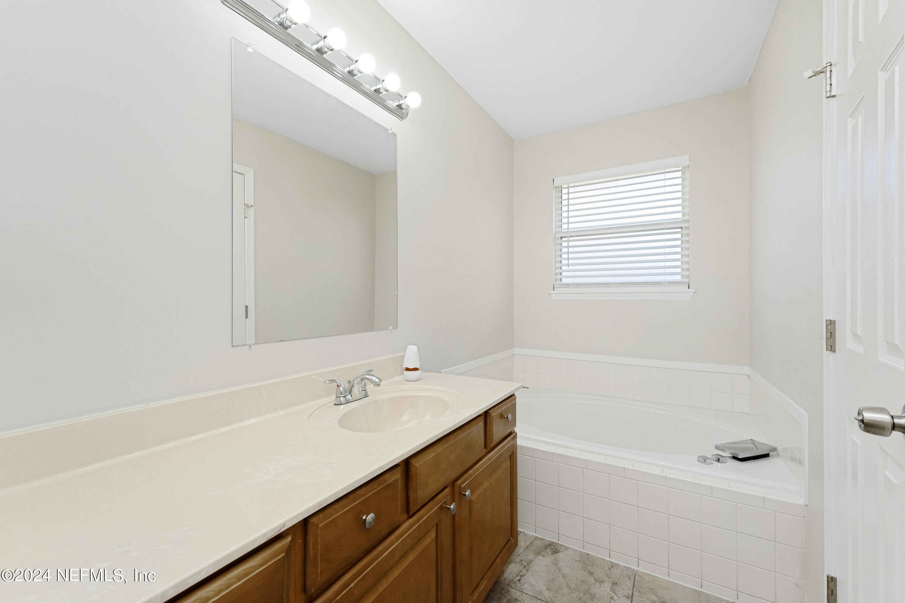 6637 DOVE CREEK Drive