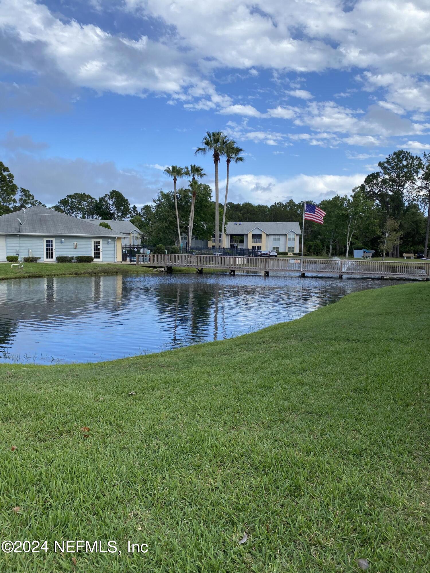 101 BENT TREE Drive, 78