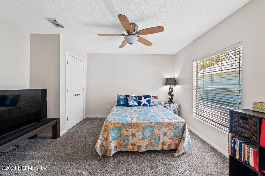 3800 W GLENDALE Court