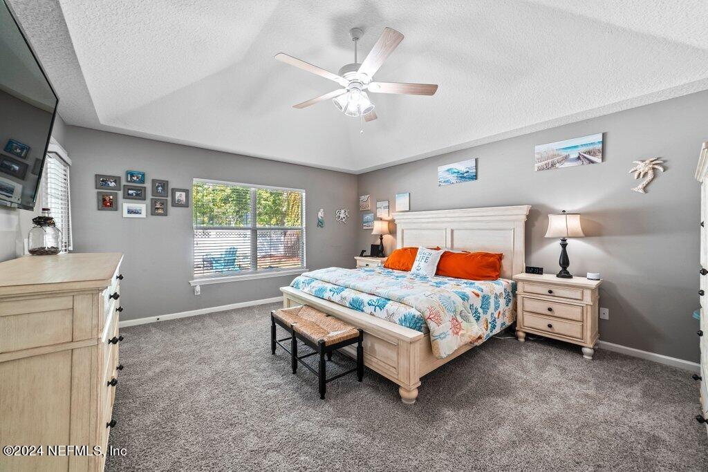 3800 W GLENDALE Court