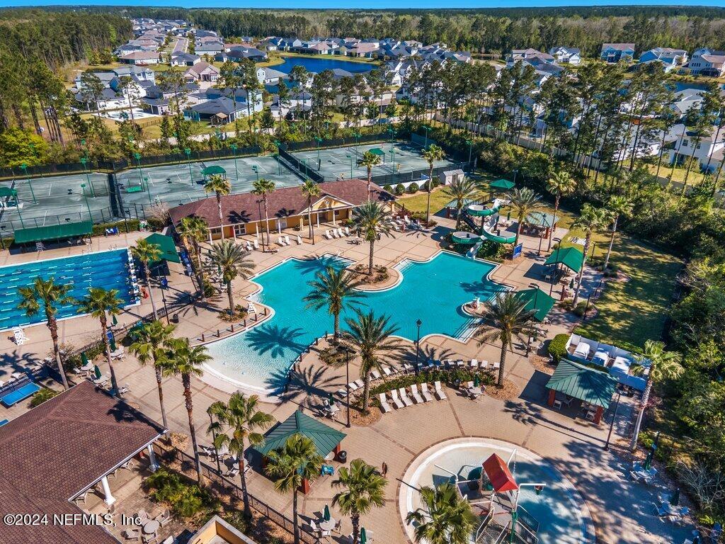 3800 W GLENDALE Court