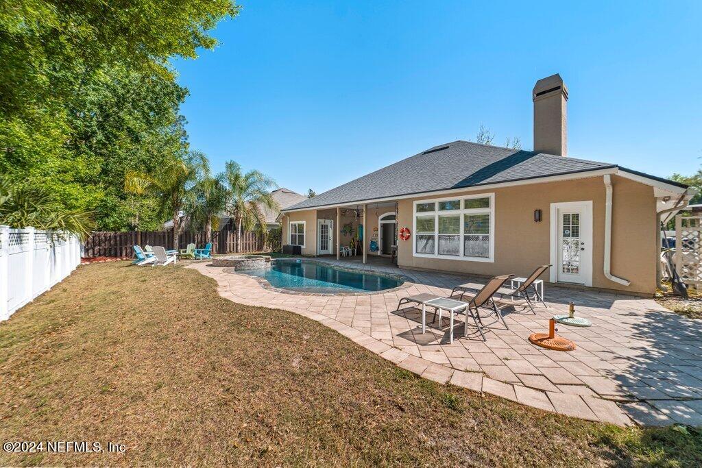 3800 W GLENDALE Court