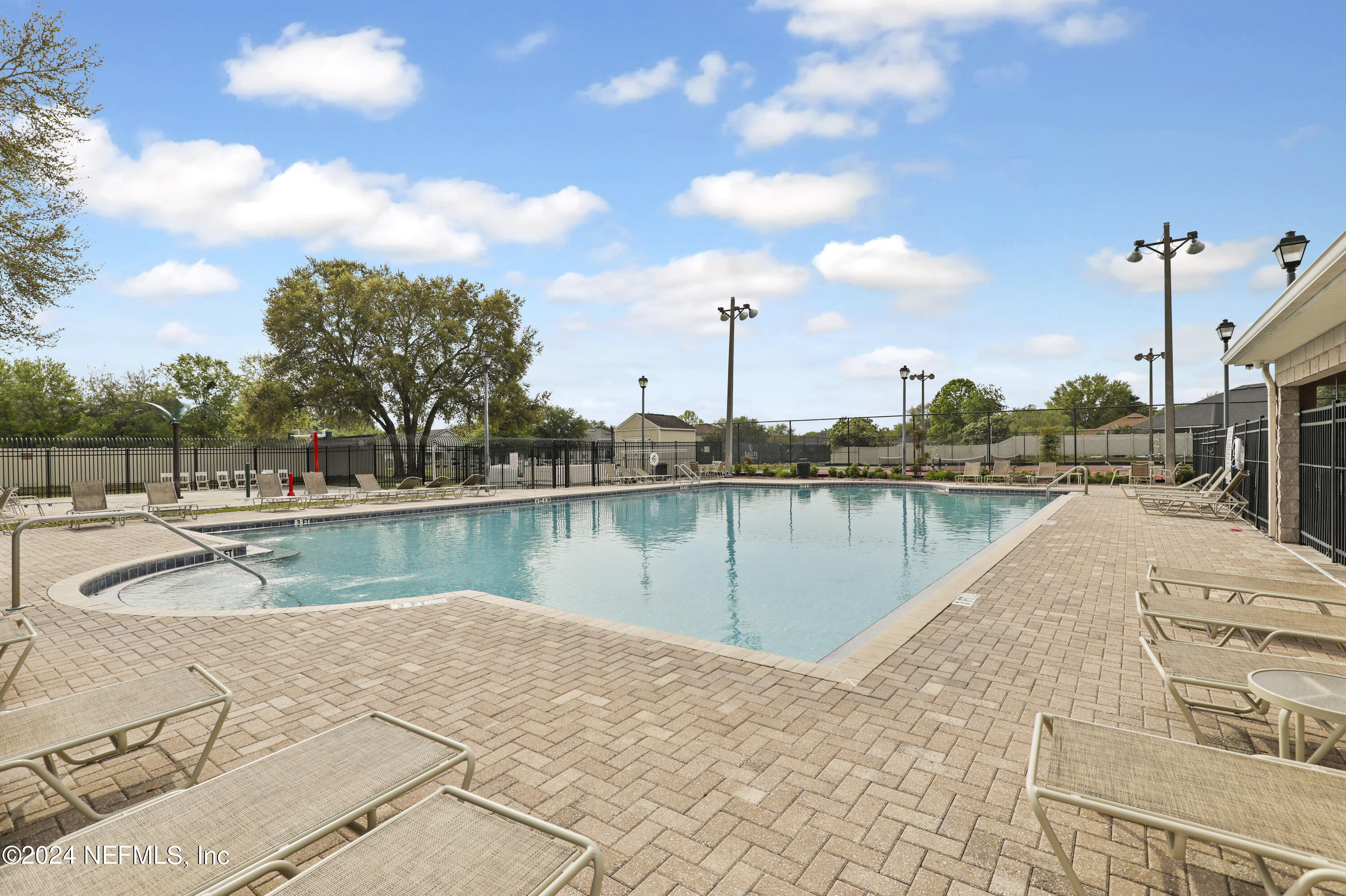 2902 EAGLE PRESERVE Boulevard