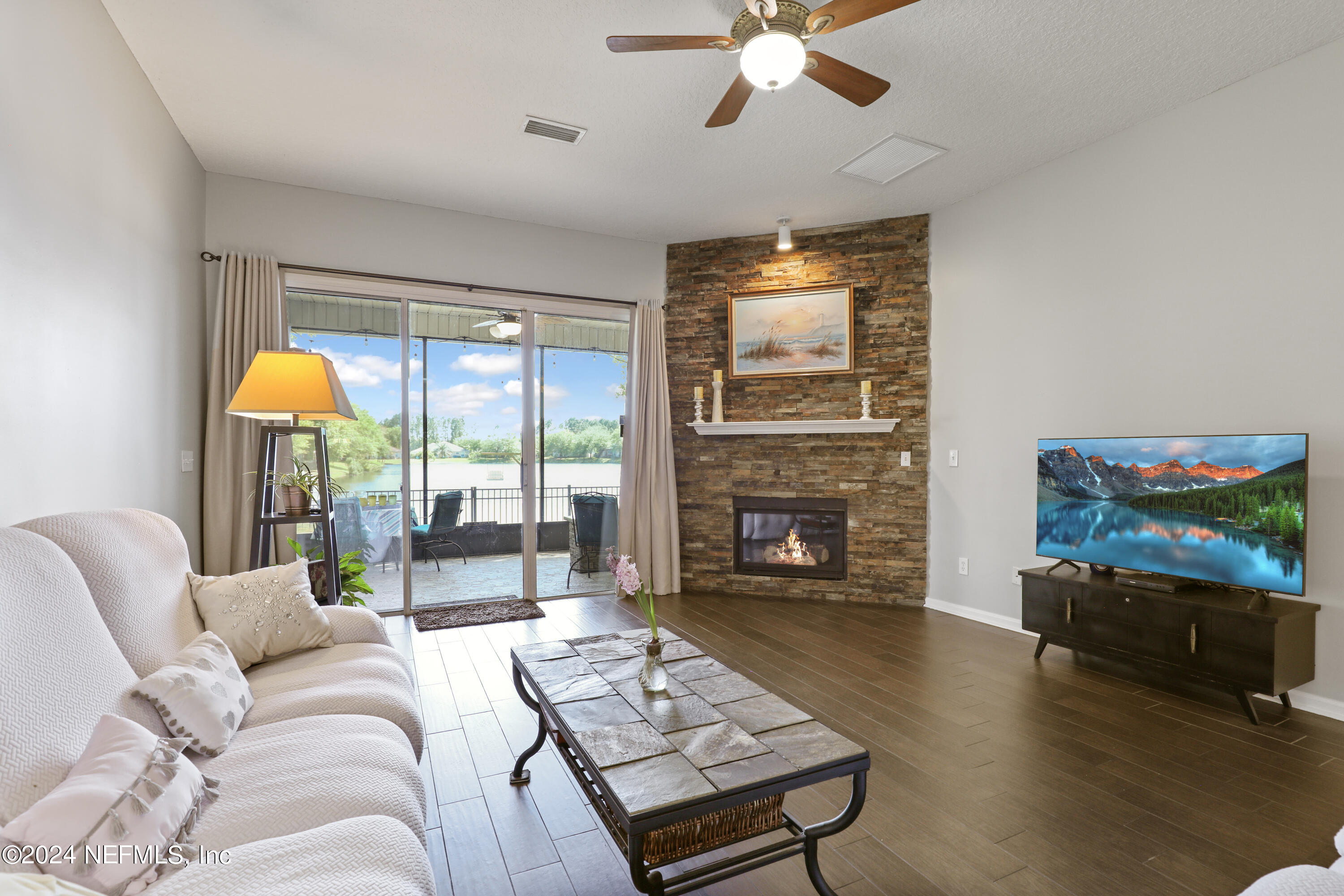 2902 EAGLE PRESERVE Boulevard