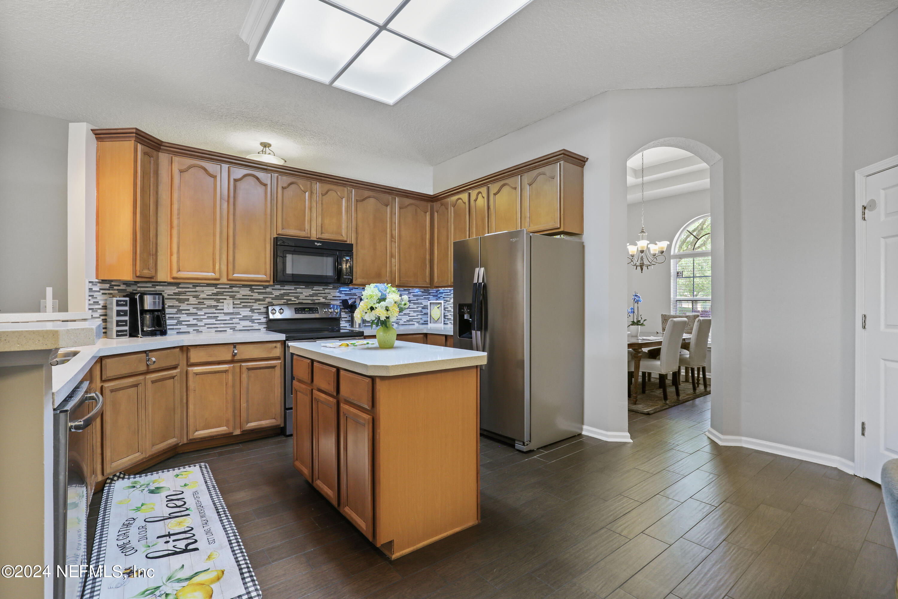 2902 EAGLE PRESERVE Boulevard