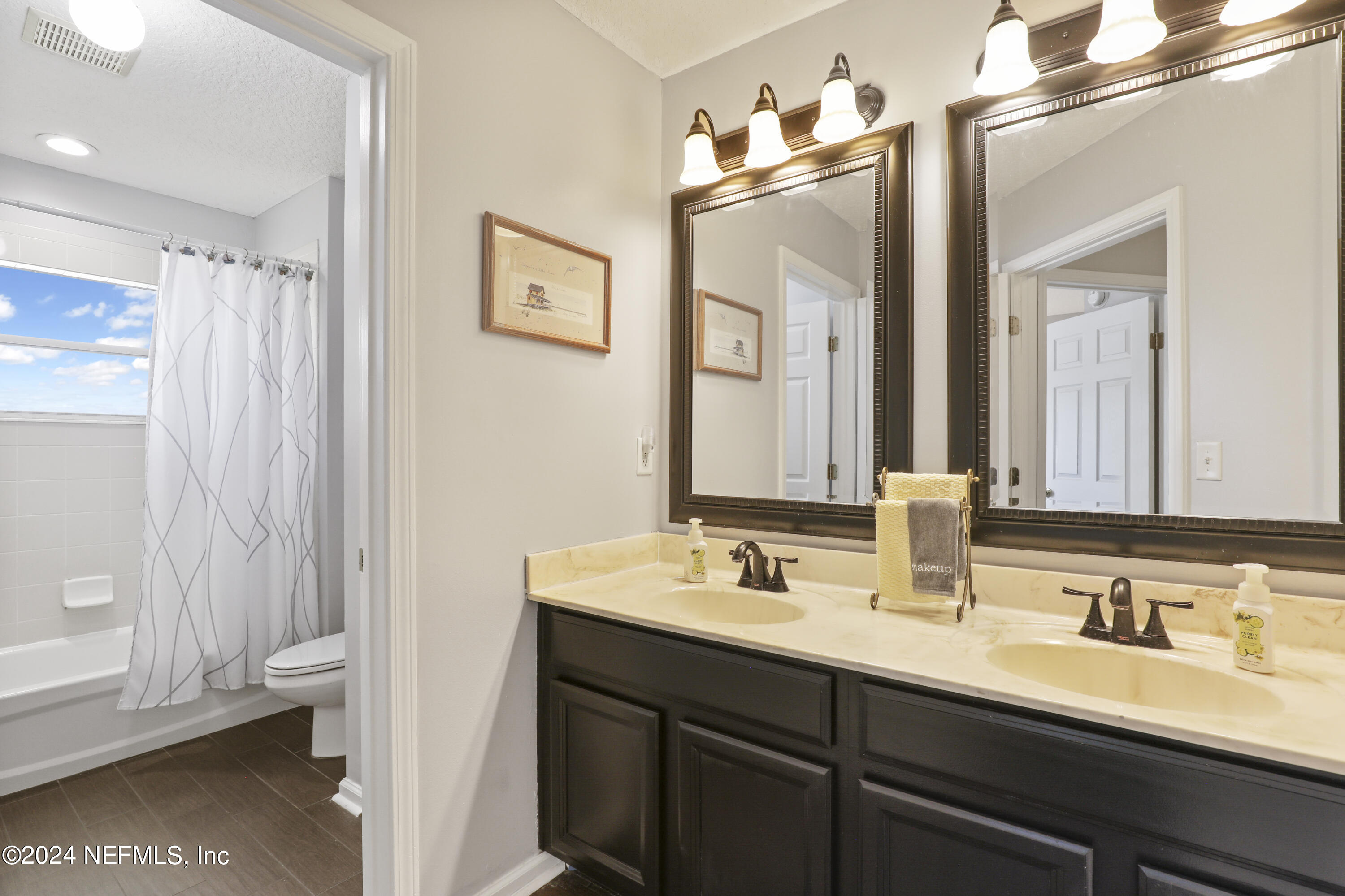 2902 EAGLE PRESERVE Boulevard