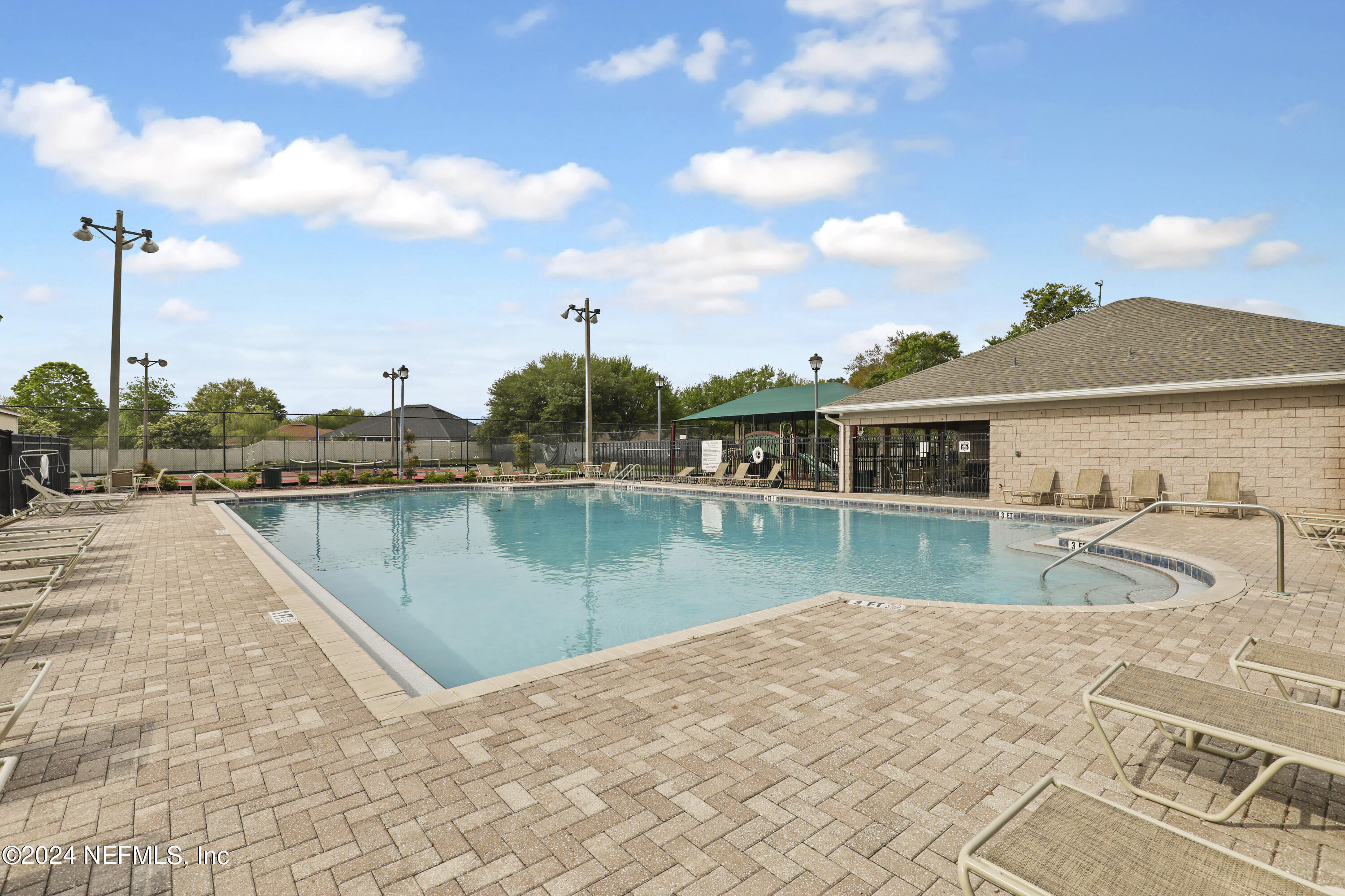 2902 EAGLE PRESERVE Boulevard