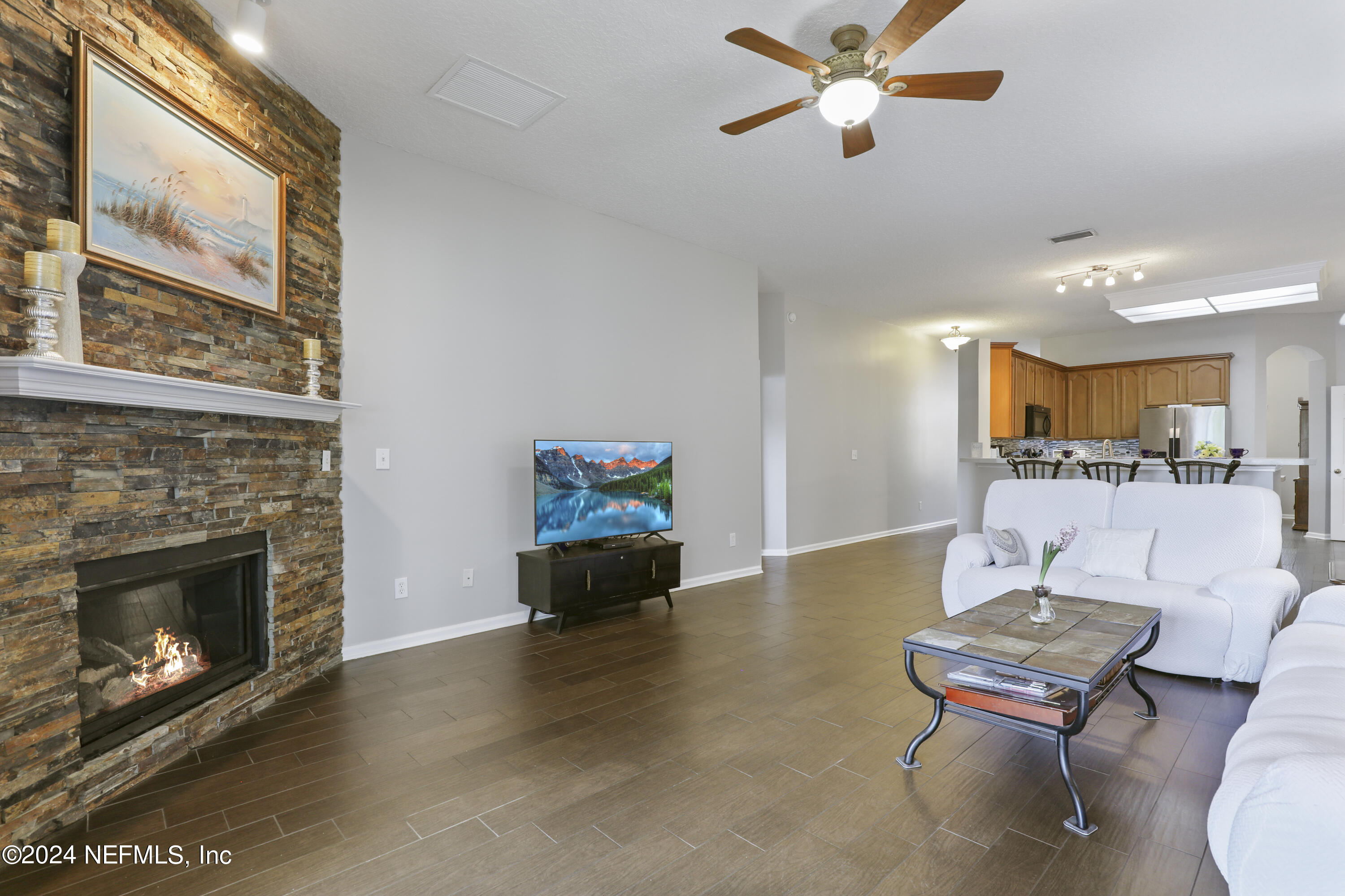 2902 EAGLE PRESERVE Boulevard