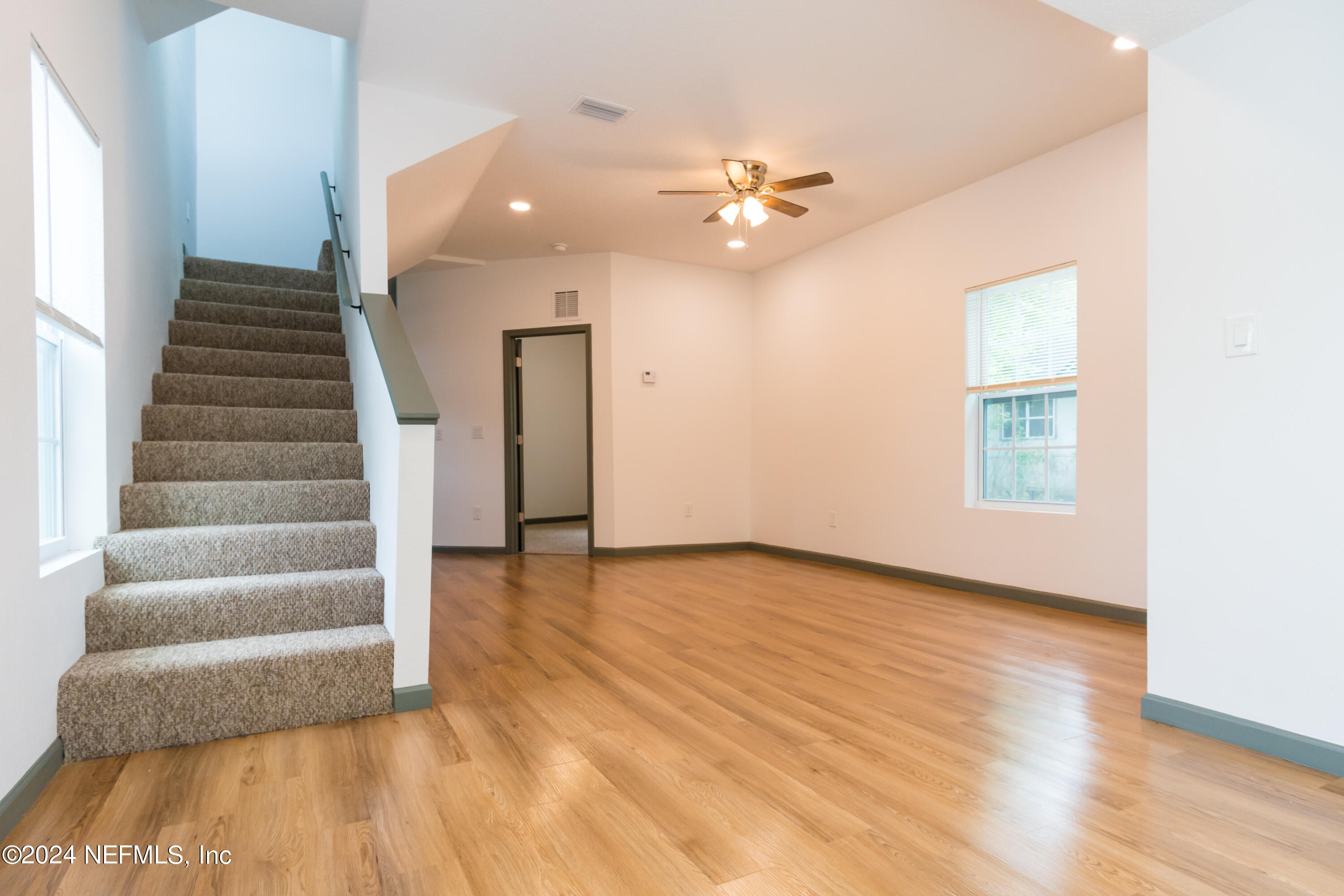 1375 EVERGREEN Avenue