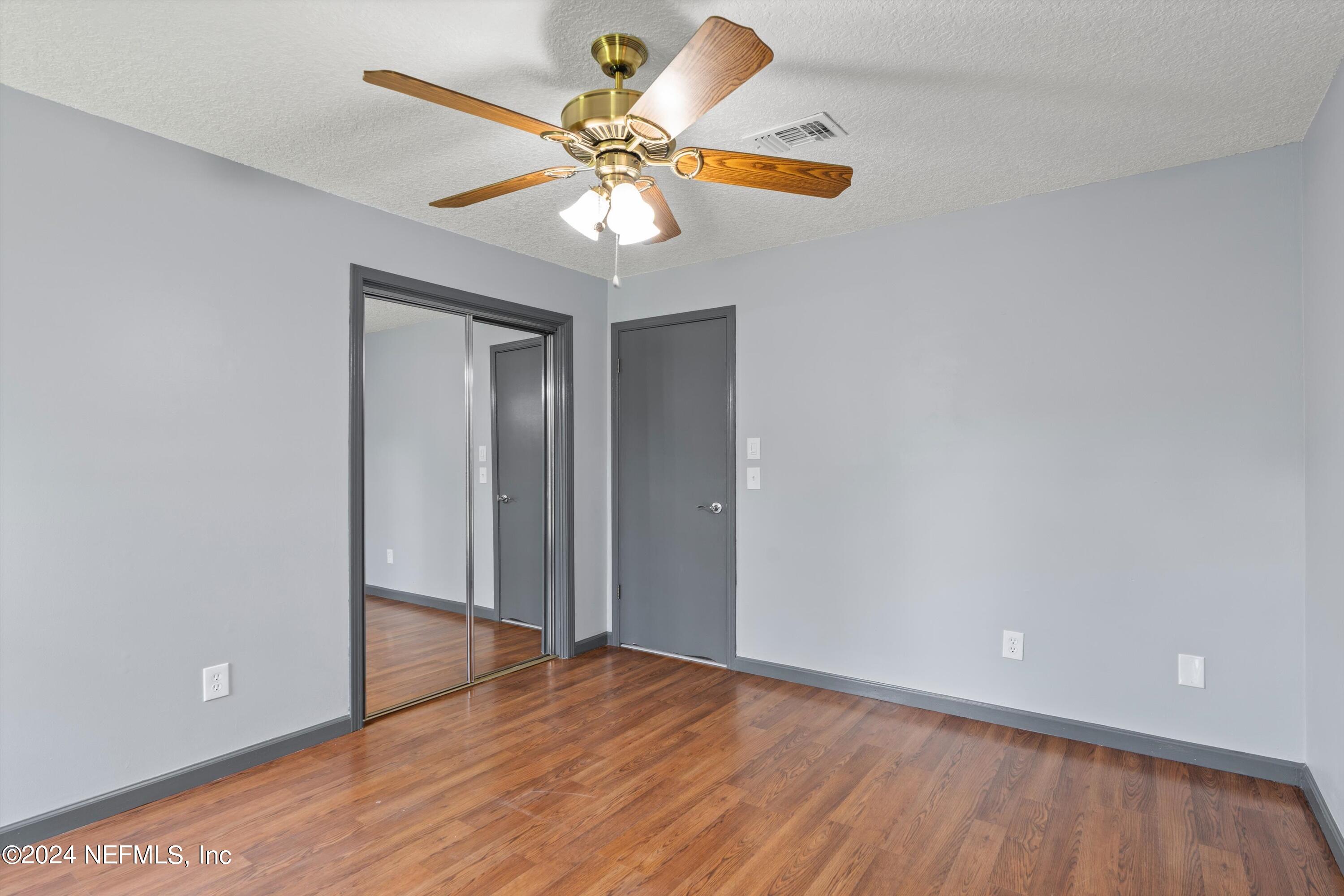 345 PERTHSHIRE Drive