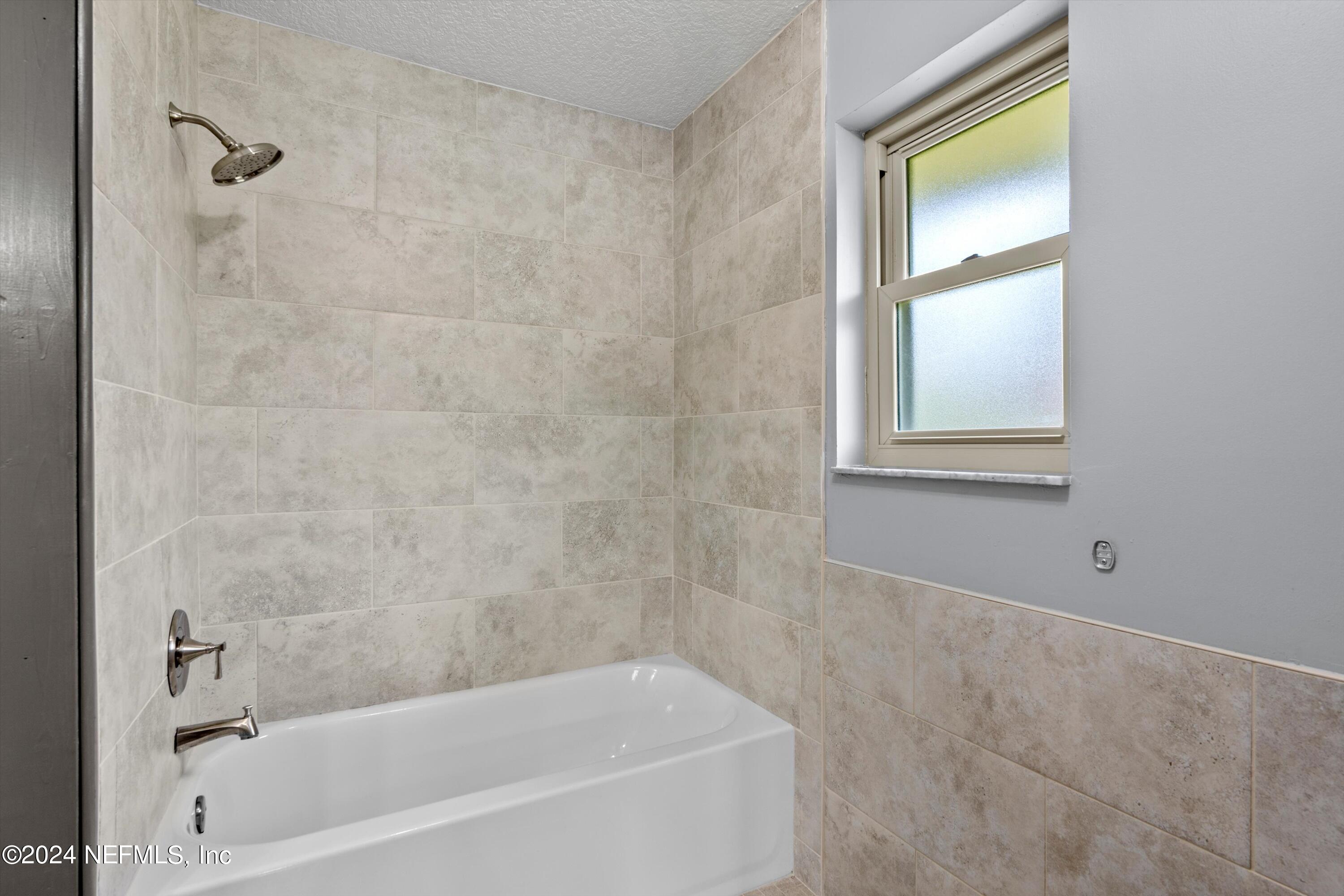 345 PERTHSHIRE Drive