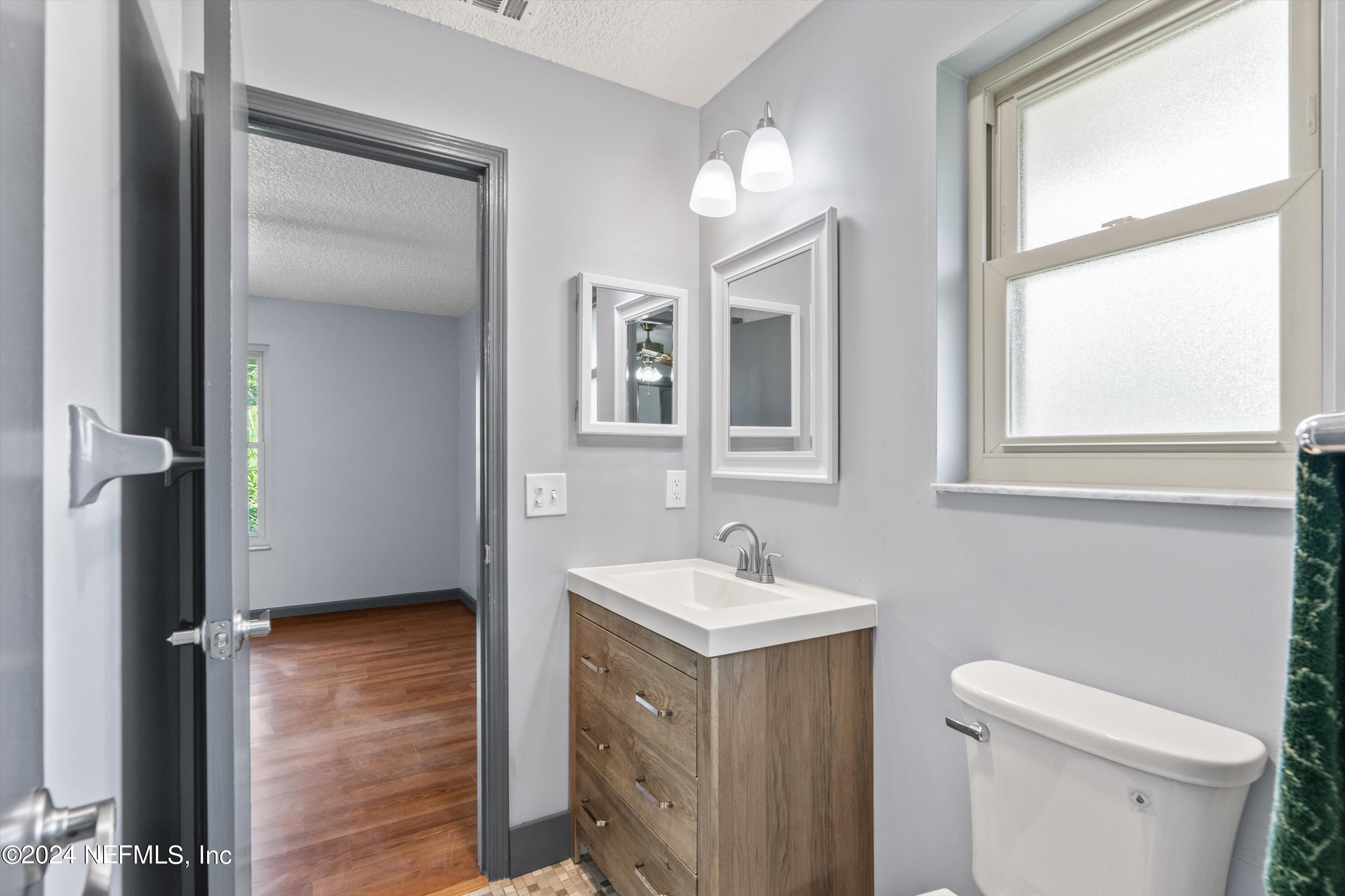 345 PERTHSHIRE Drive