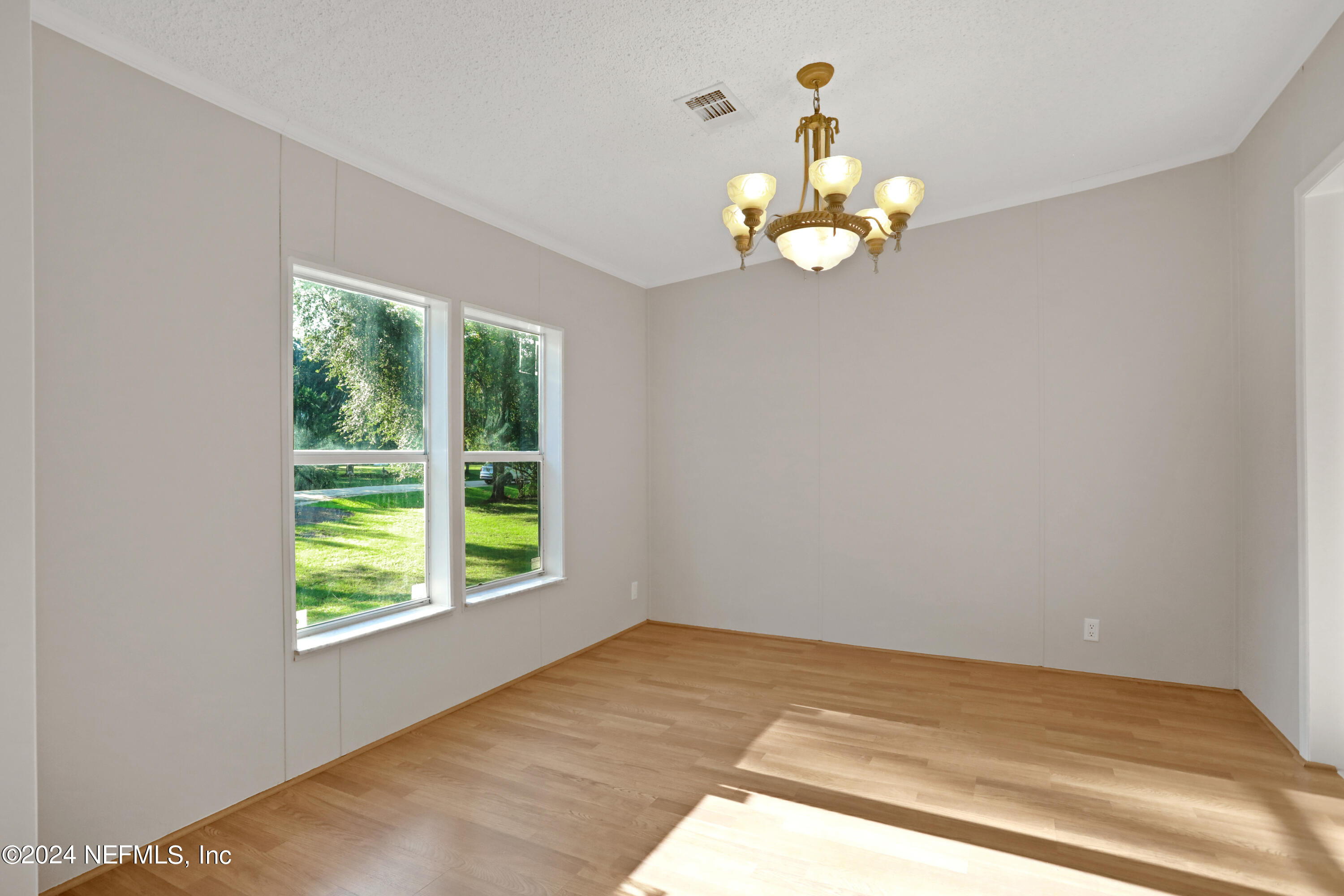 2406 GLADIOLUS Avenue