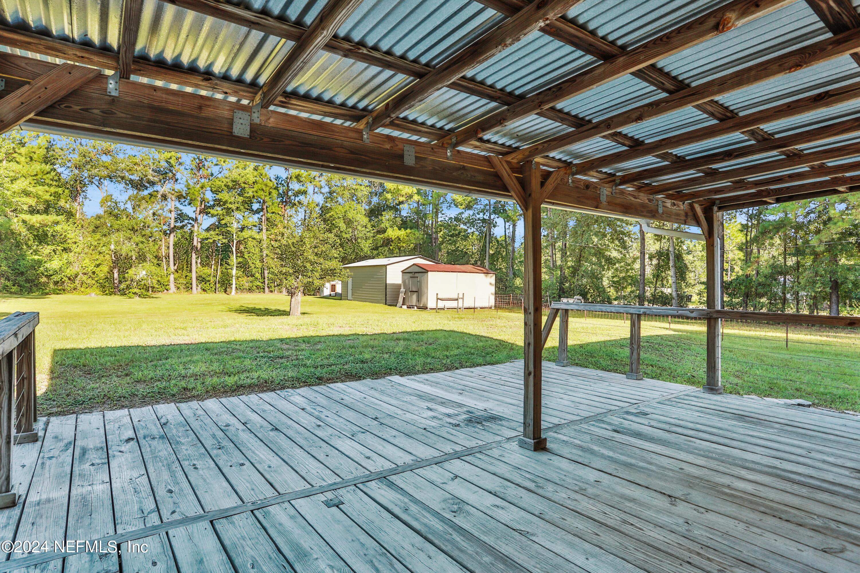 2406 GLADIOLUS Avenue