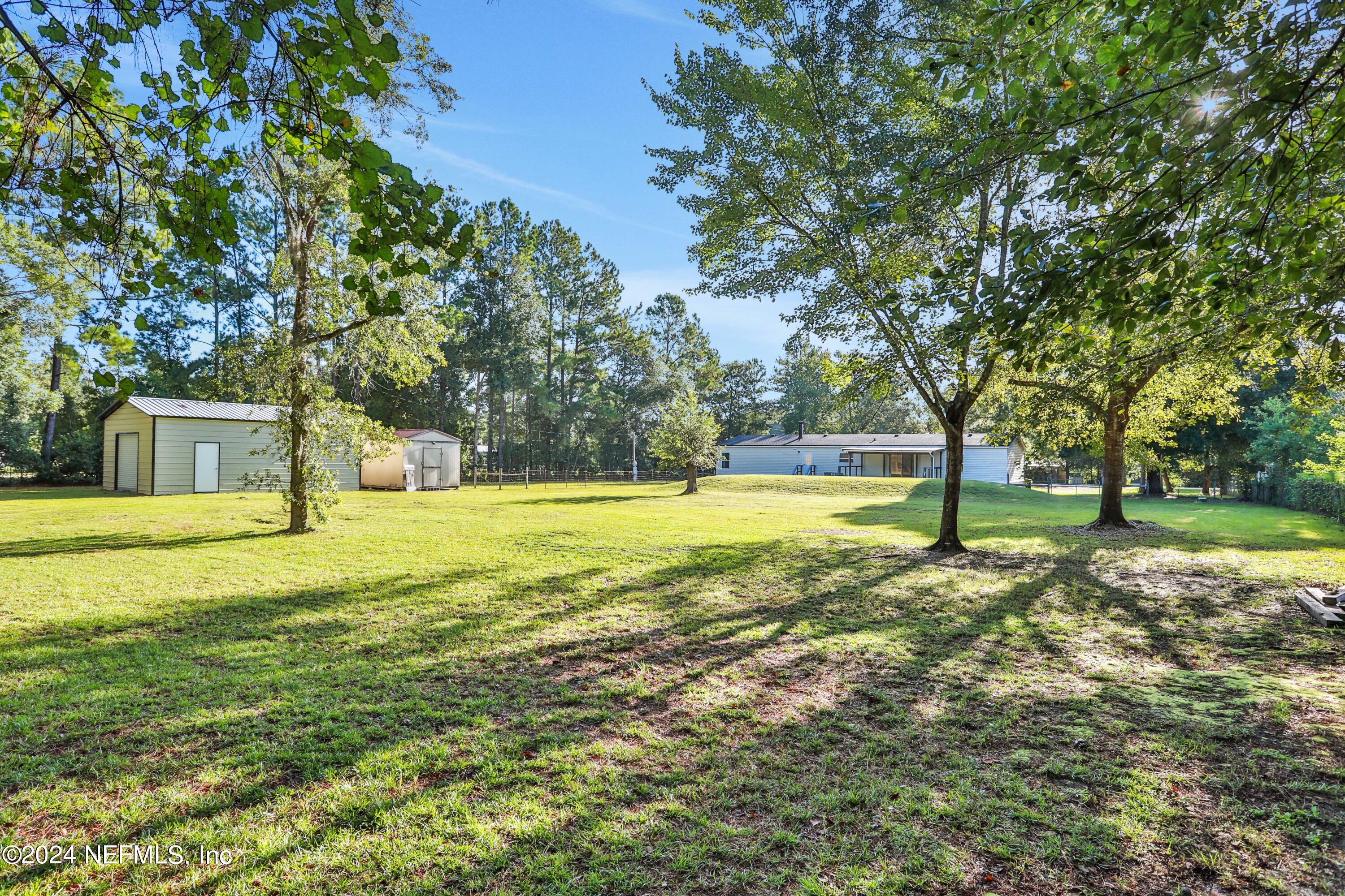 2406 GLADIOLUS Avenue