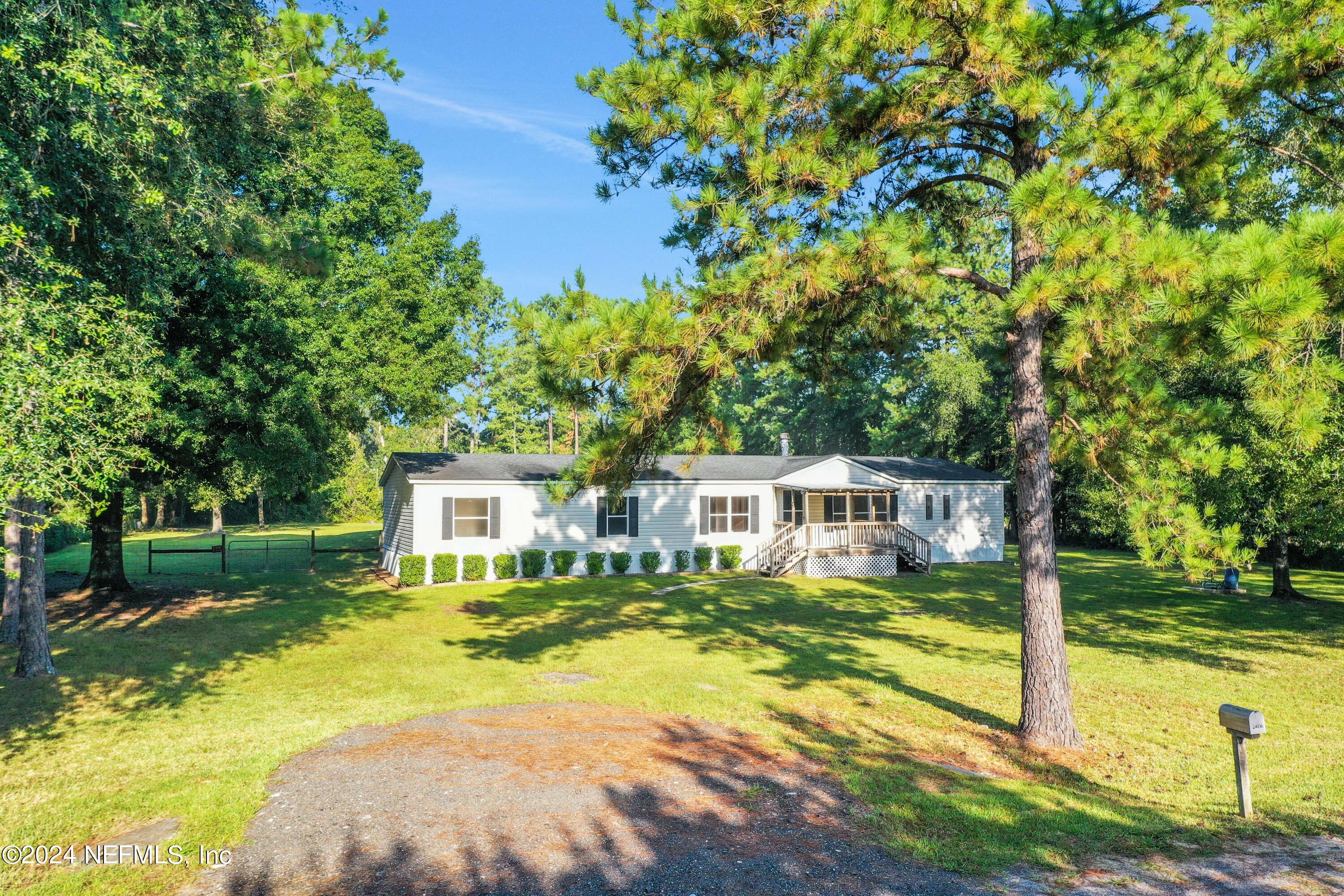 2406 GLADIOLUS Avenue