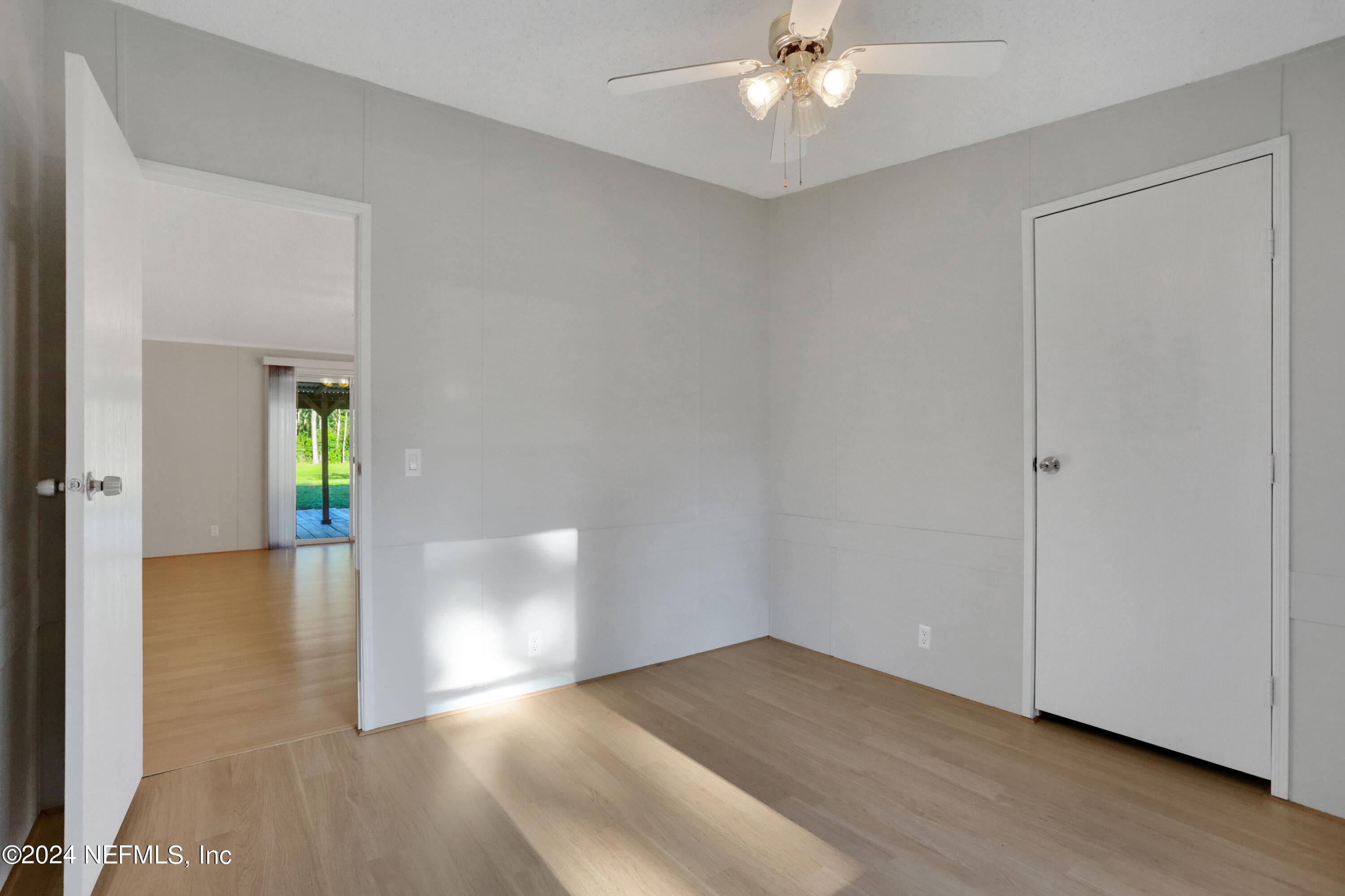 2406 GLADIOLUS Avenue