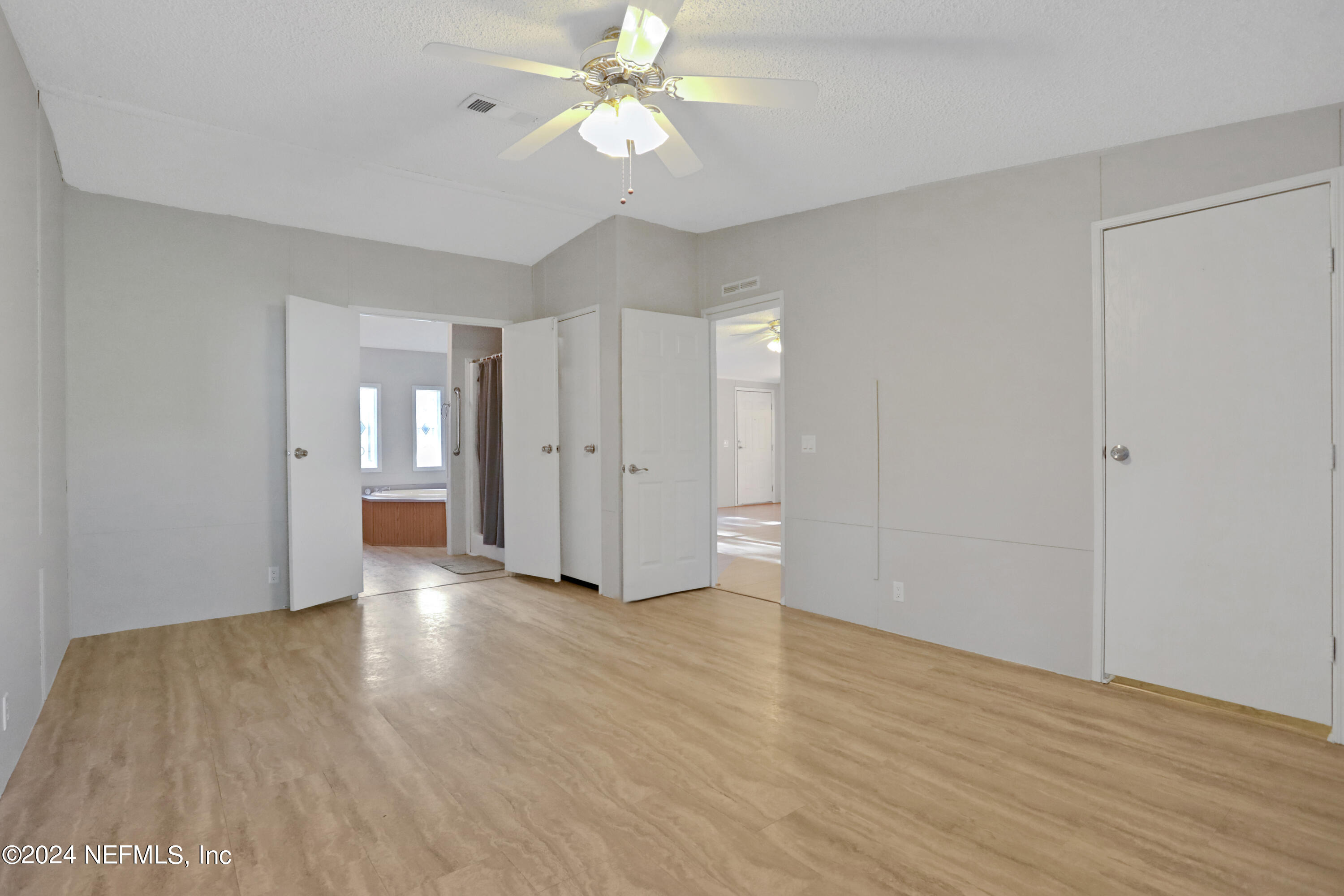 2406 GLADIOLUS Avenue