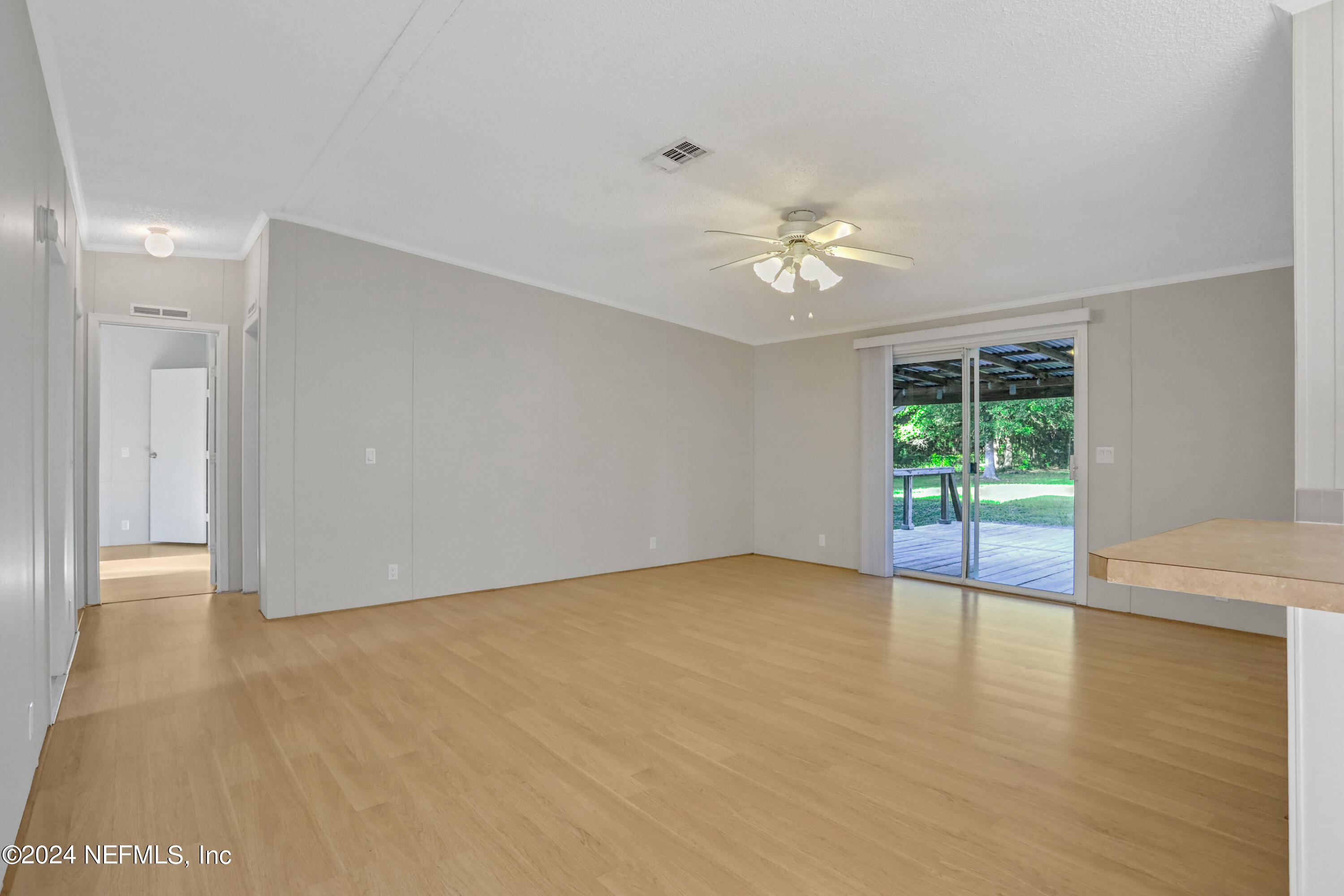 2406 GLADIOLUS Avenue