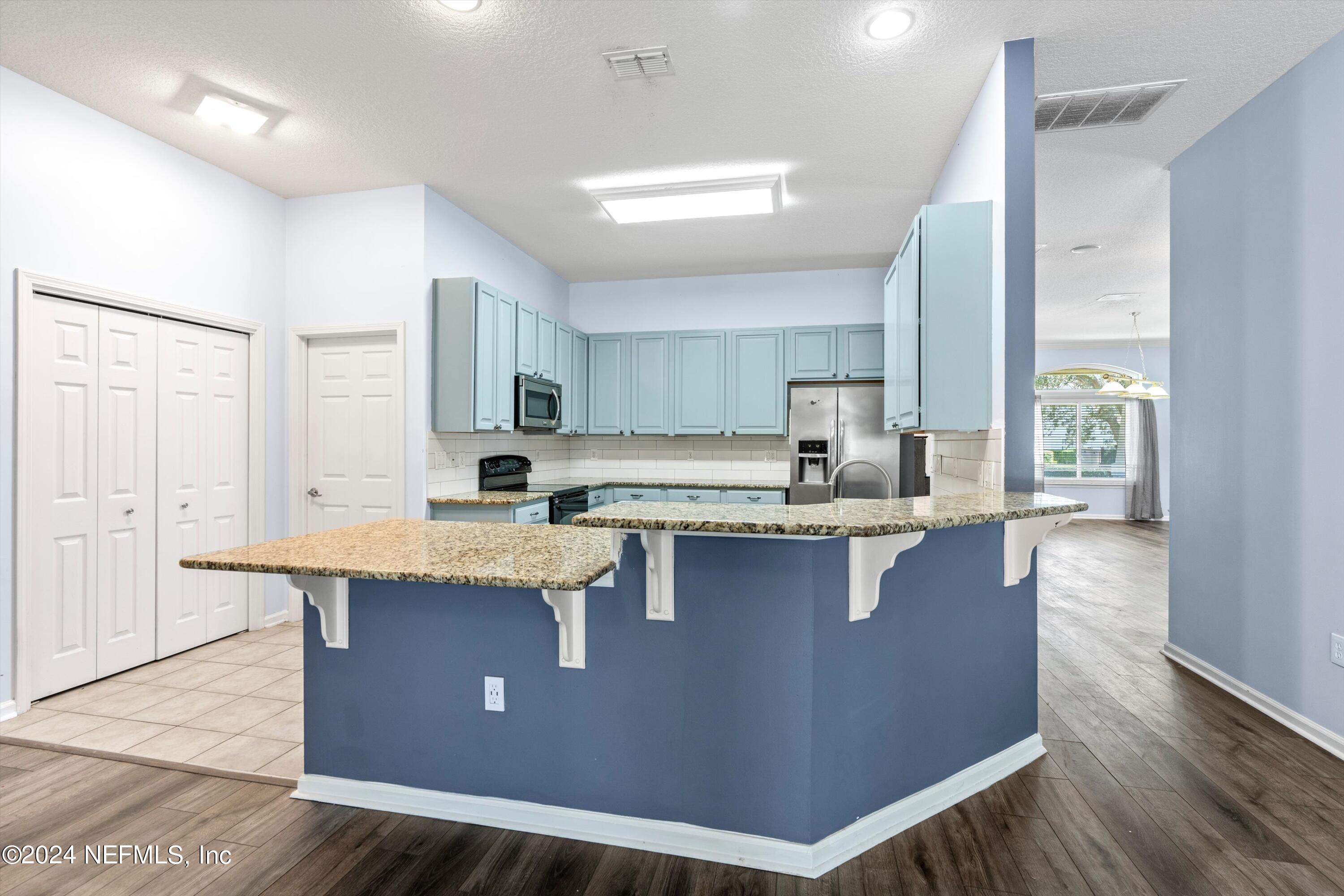 786 PALMETTO PLACE Court