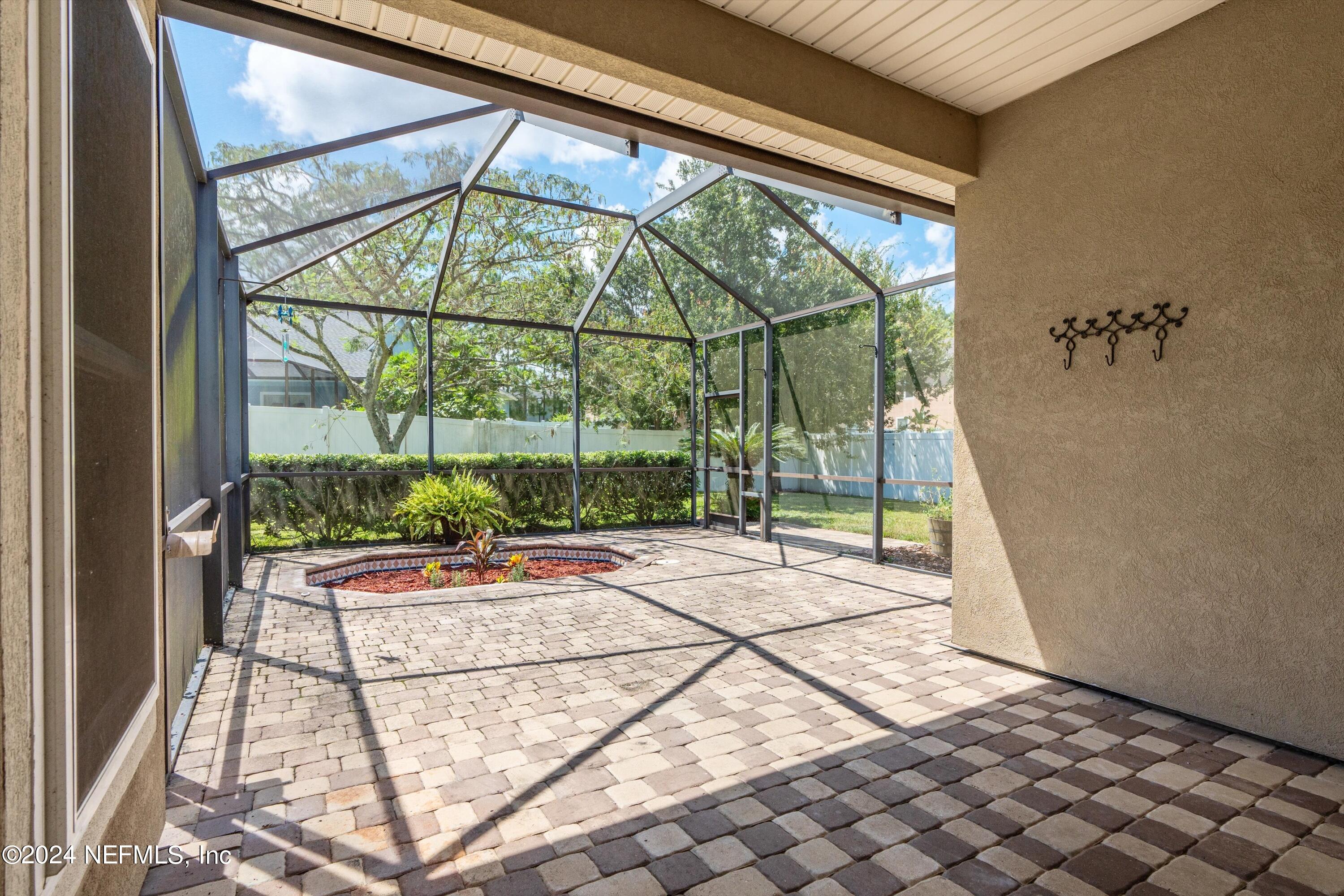 786 PALMETTO PLACE Court